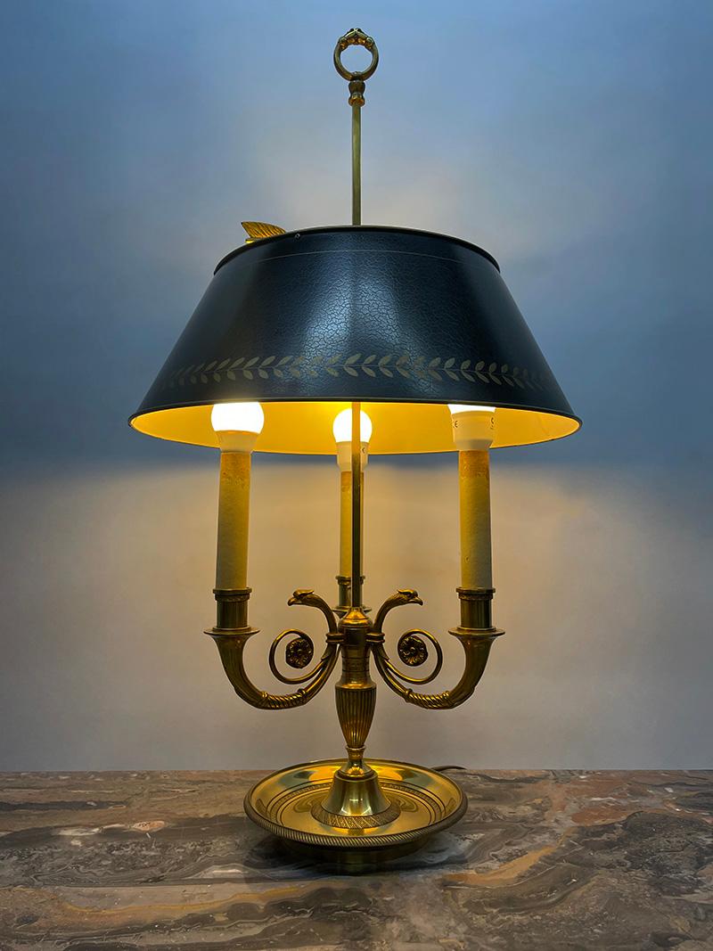 Mid 20th Century French brass Bouillotte lamp For Sale 2