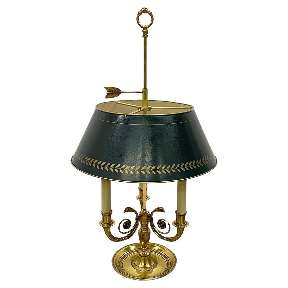 Mitte des 20. Jahrhunderts Französische Bouillotte-Lampe aus Messing