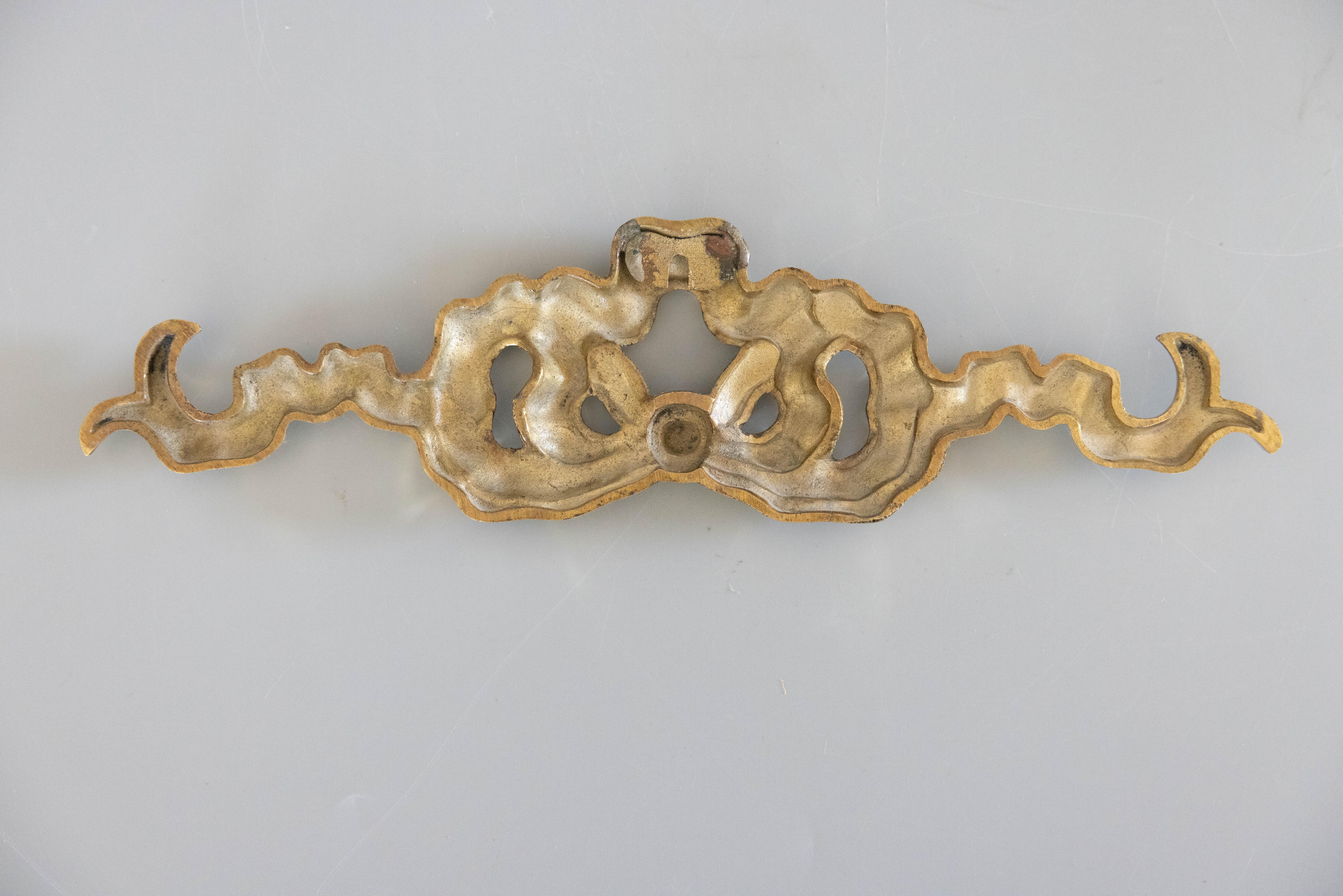 Mid-20th Century French Brass Bow & Ribbon Wall Ornament Swag Garland For Sale 1