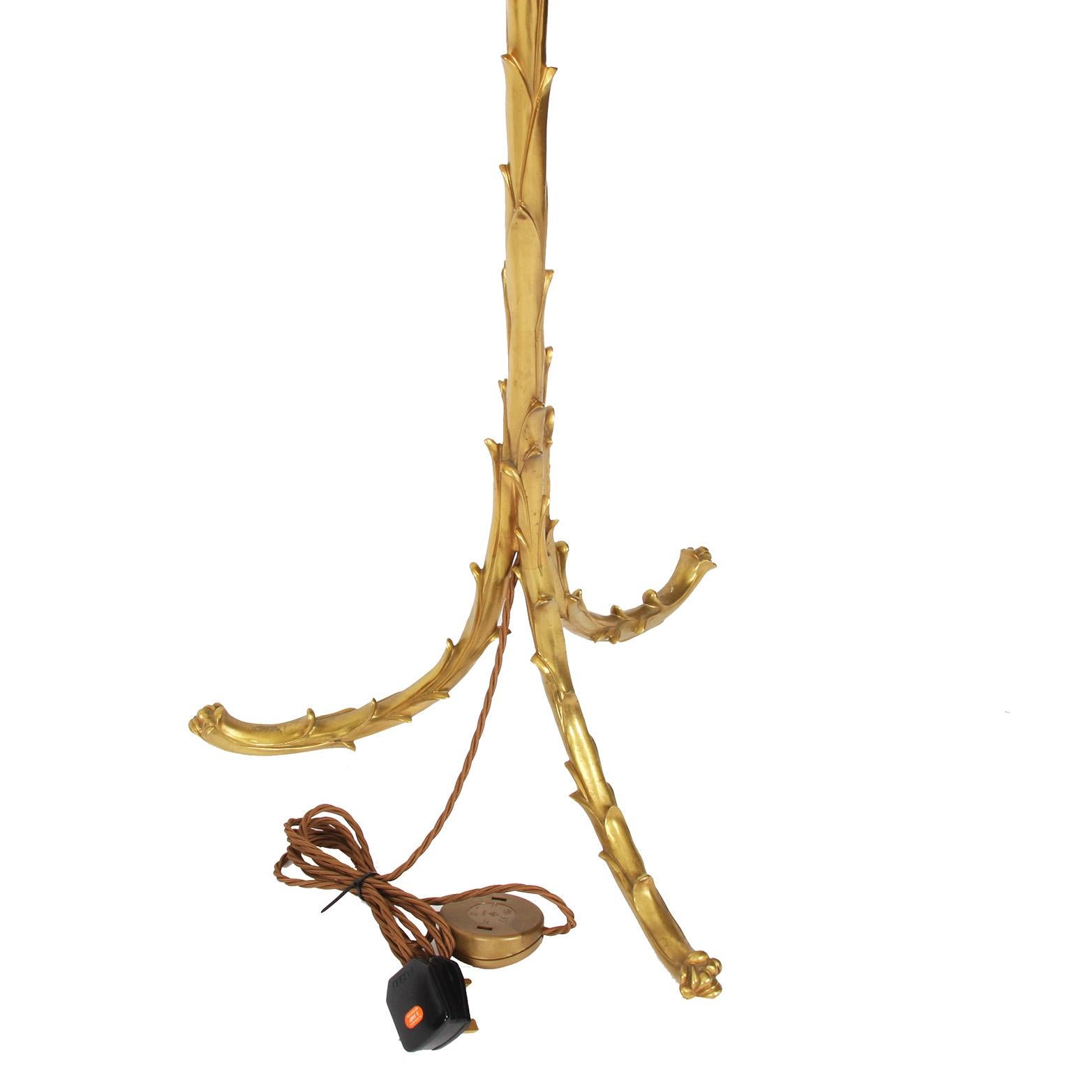 French 1960s

A beautiful brass floor lamp with stunning naturalistic detailing, attributed to Bagues. 

Rewired and PAT tested. With twisted 'antique gold' silk flex. 

Pictured with a handmade, bespoke, shade. 

Height excluding shade is
