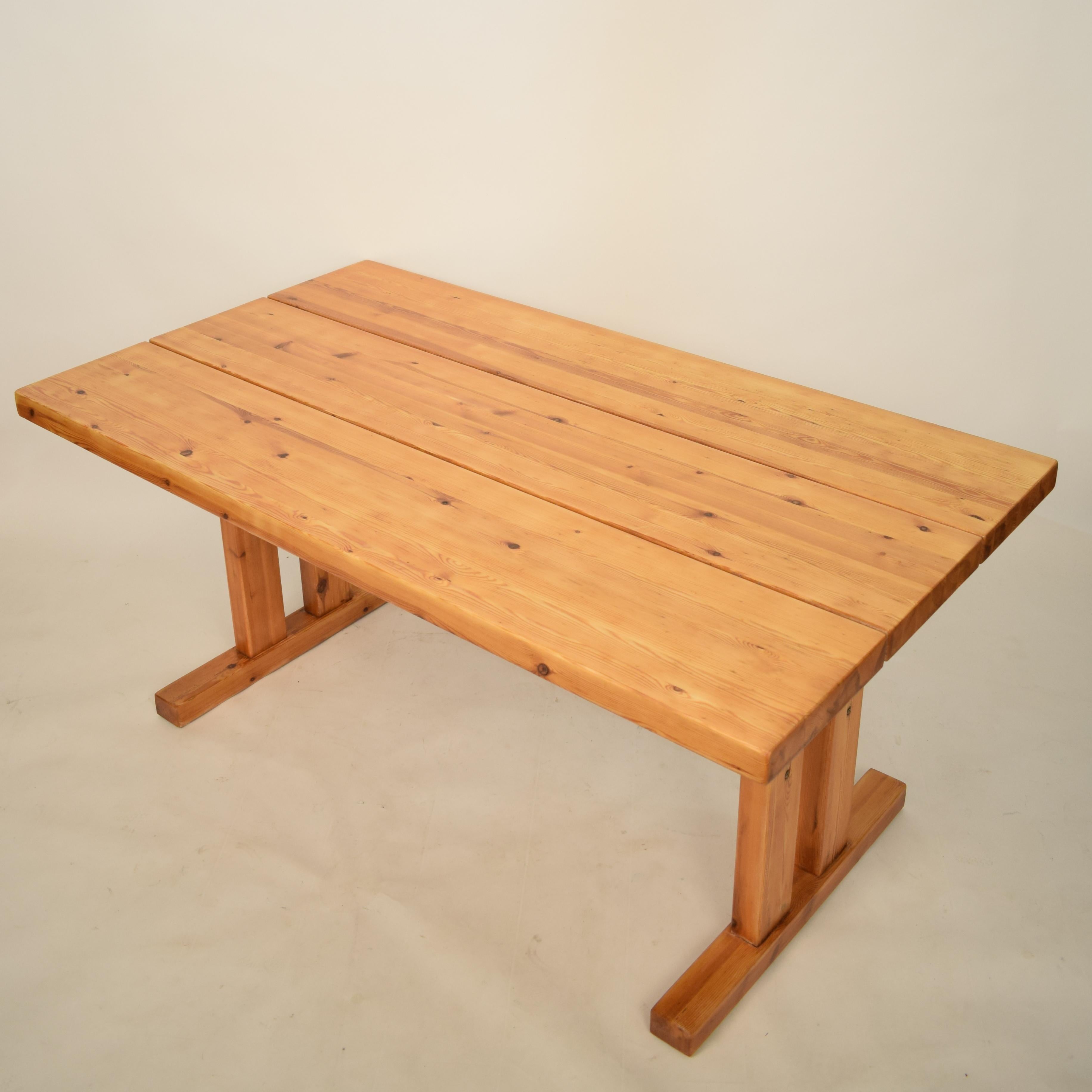 Mid-20th Century French Brutalist Brown Solid Pine Trestle Dining Table, 1970s 7