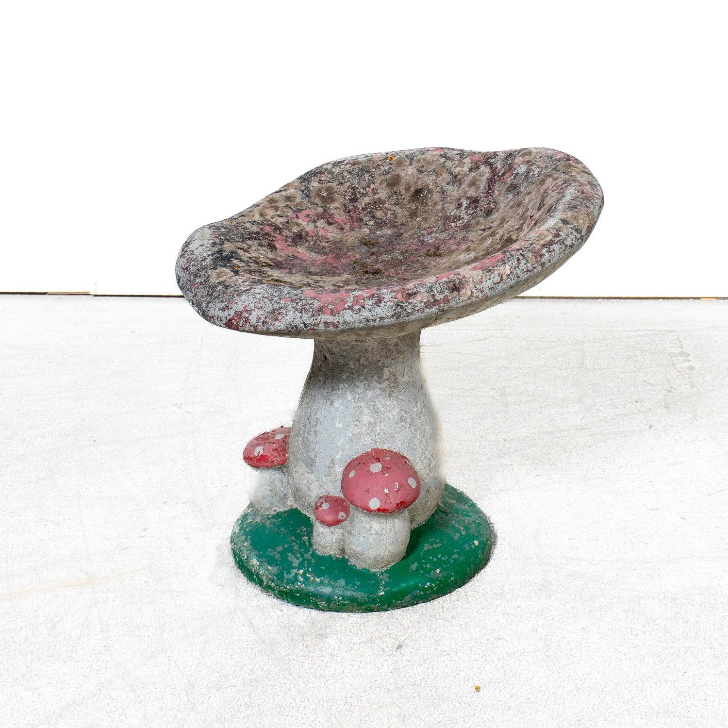 Mid-20th Century French Cast Concrete Mushroom Garden Ornament or Sculpture For Sale 9