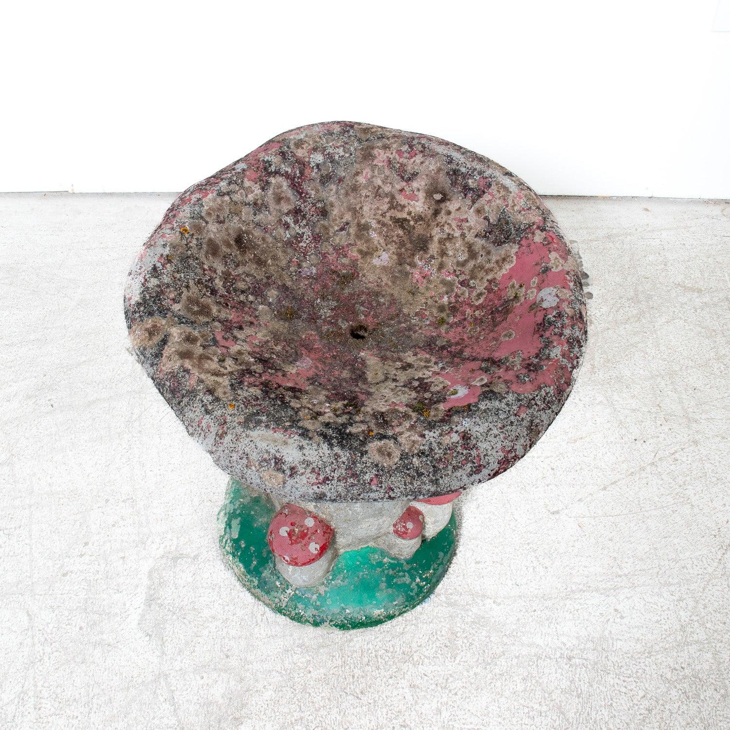 Mid-20th Century French Cast Concrete Mushroom Garden Ornament or Sculpture For Sale 2