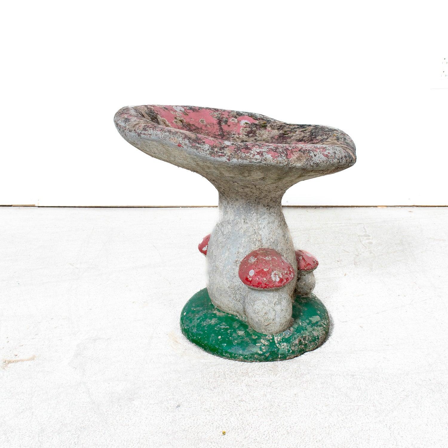 Mid-20th Century French Cast Concrete Mushroom Garden Ornament or Sculpture For Sale 4