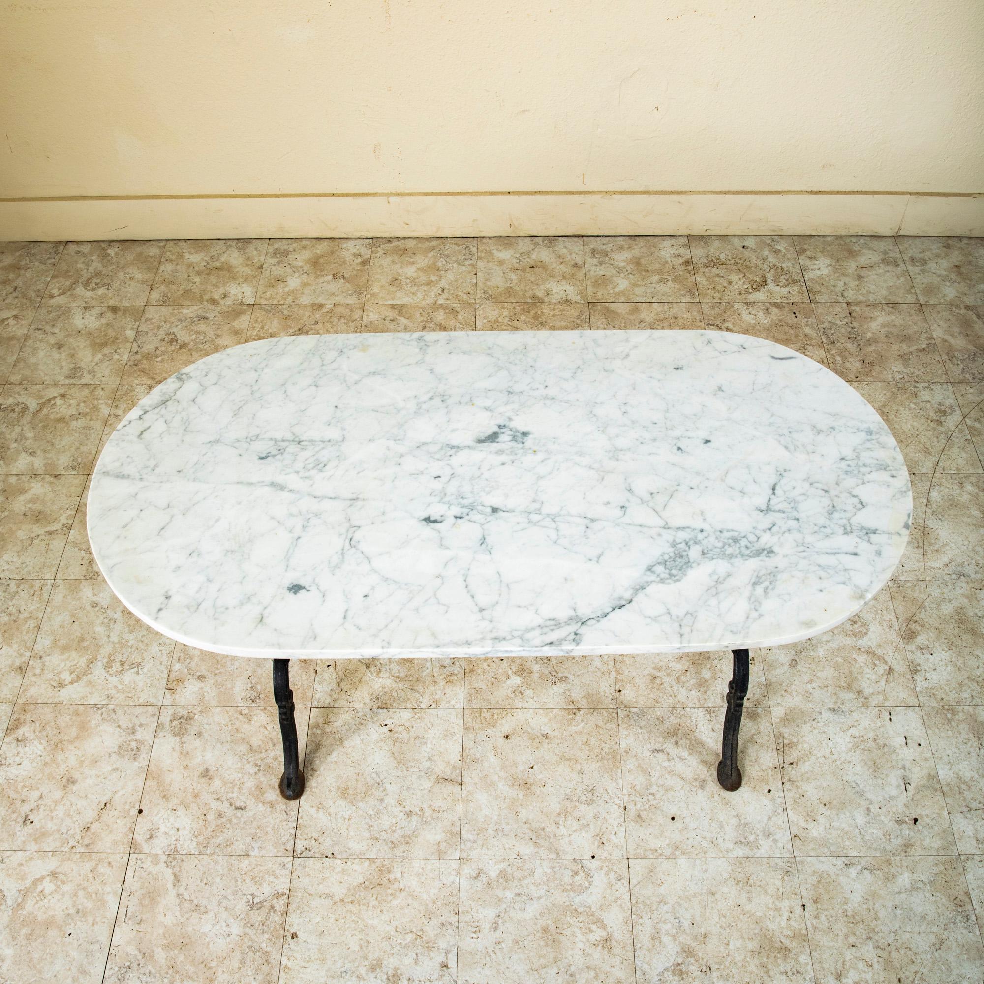 Mid-20th Century French Cast Iron and Oval Marble Bistro Table or Cafe Table 2
