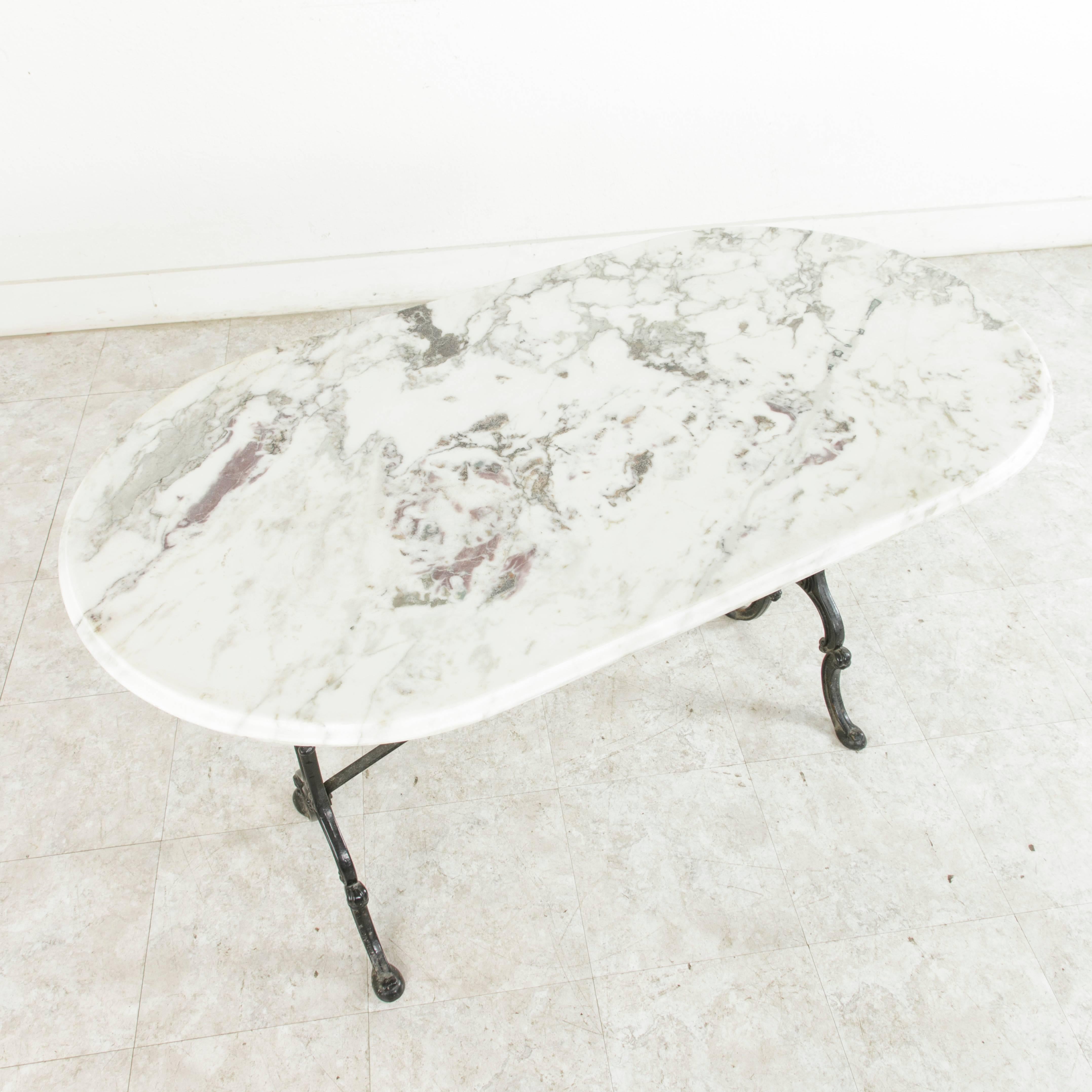 Mid-20th Century French Cast Iron Bistro Table with Bevelled Oval Marble Top 3