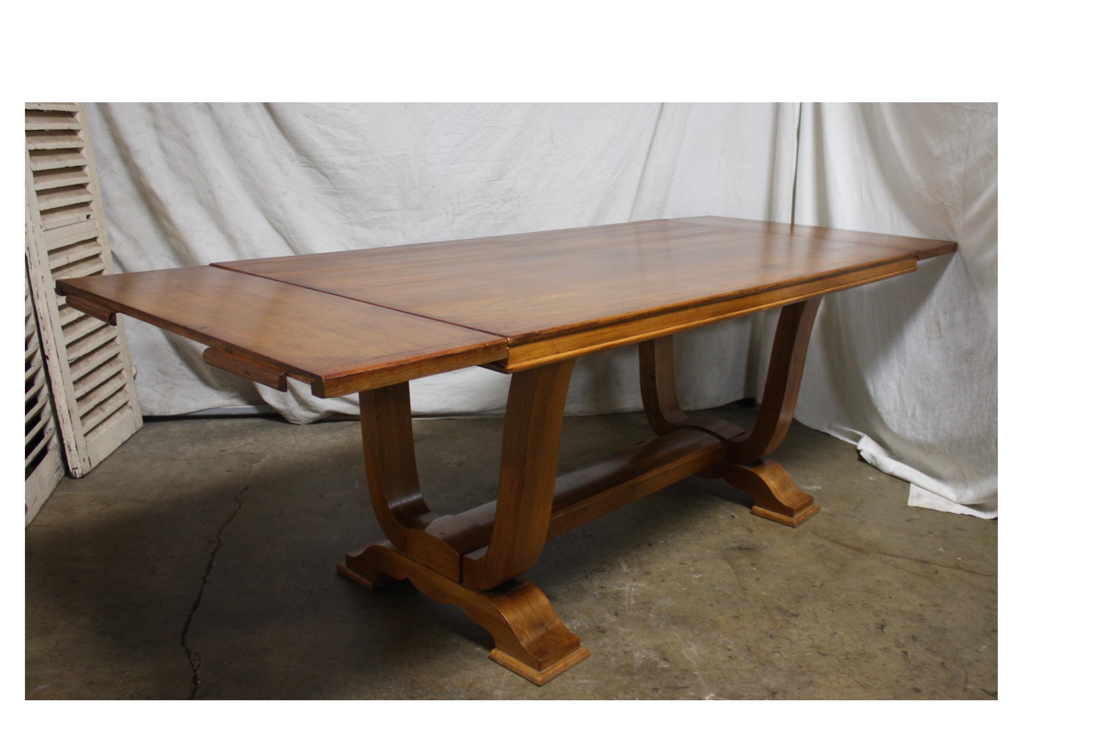 Mid-20th Century French Dining Table with 2 Extensions 10
