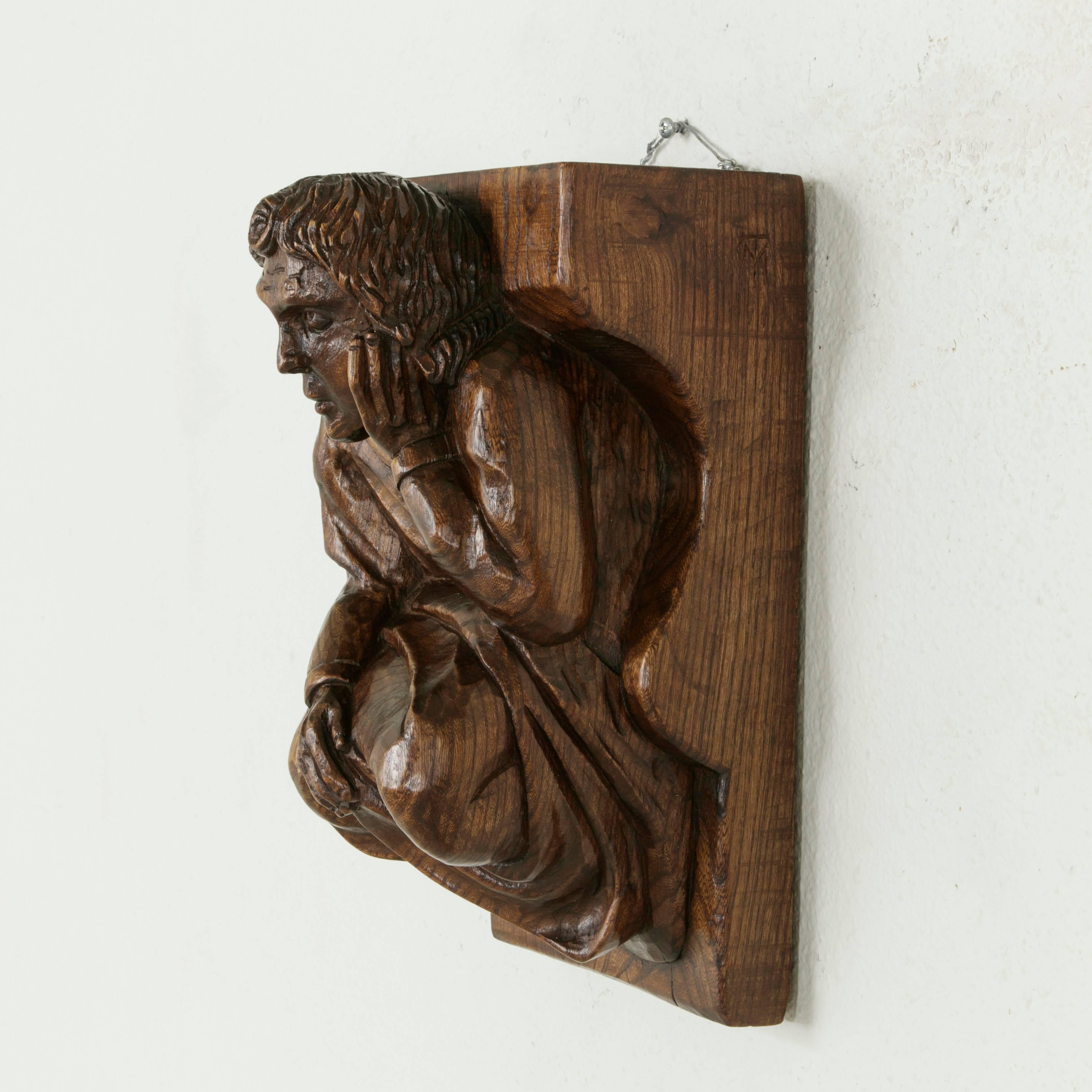 Mid-20th Century French Hand-Carved Elm Wall Sconce or Bracket with Medieval Man 2