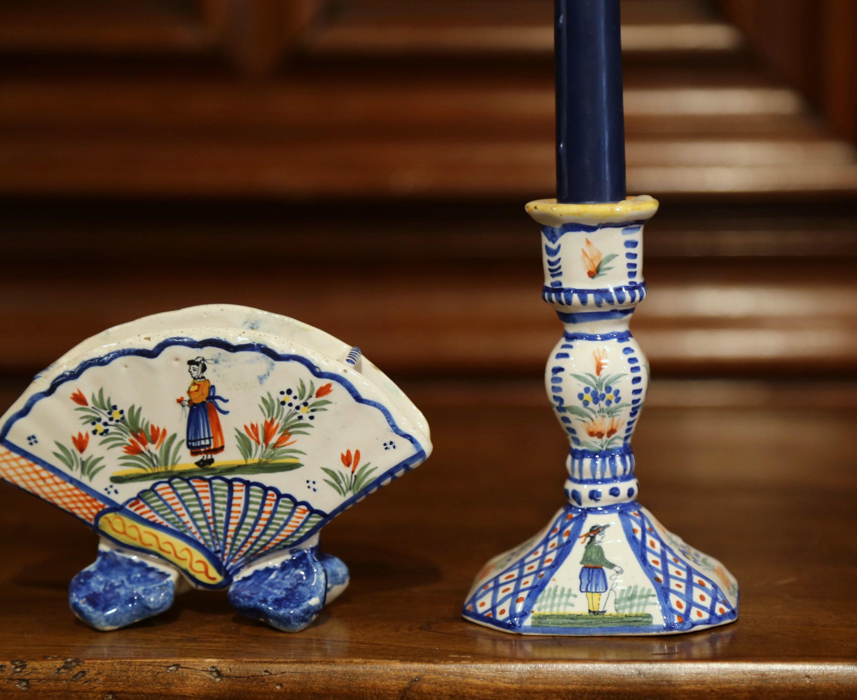 20th Century French Faience Pair of Candlesticks with Vase from Henriot Quimper In Excellent Condition For Sale In Dallas, TX