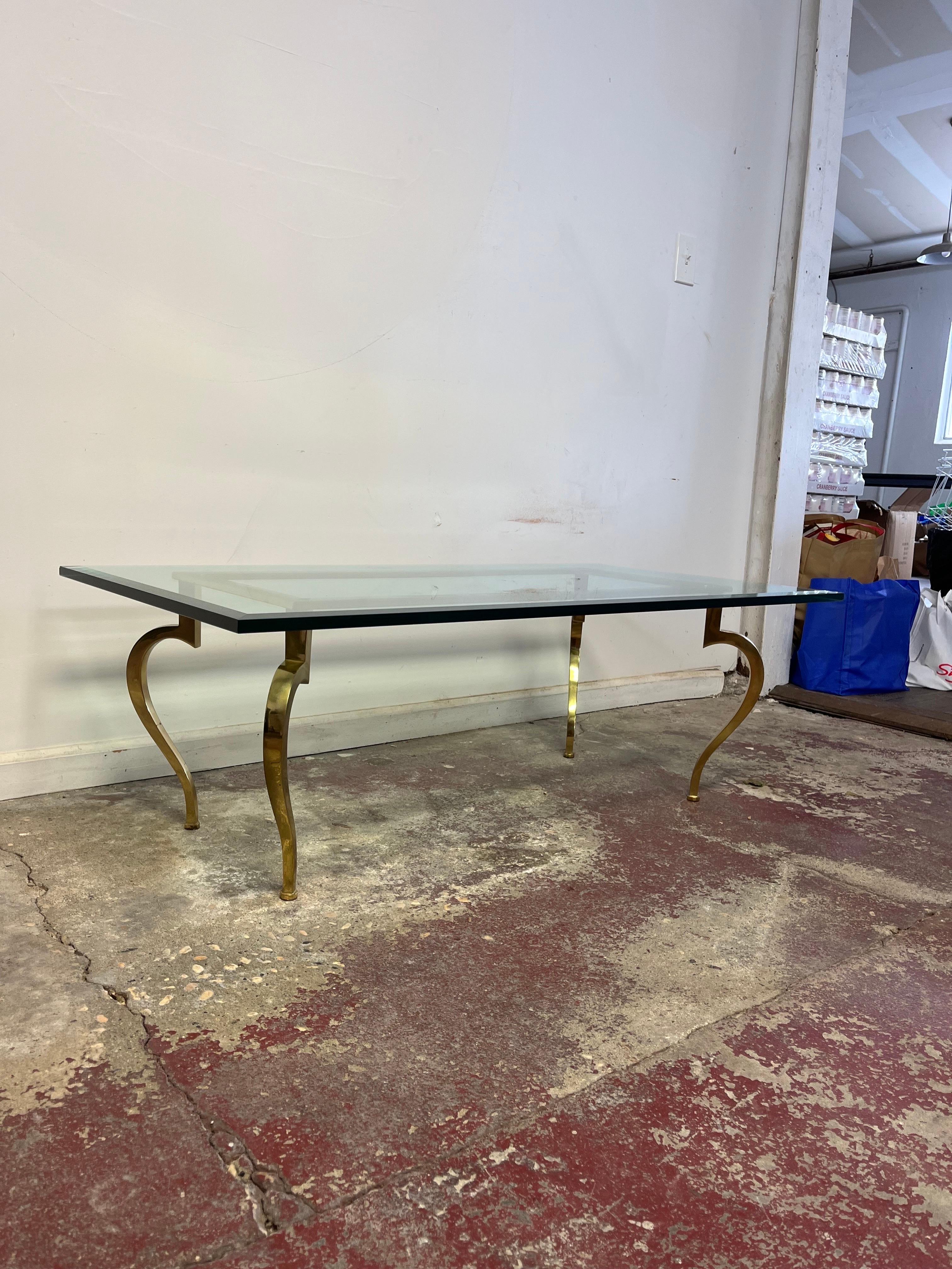 Mid 20th Century French Hollywood Regency Brass Bronze Coffee Table with Cabriol In Good Condition For Sale In W Allenhurst, NJ