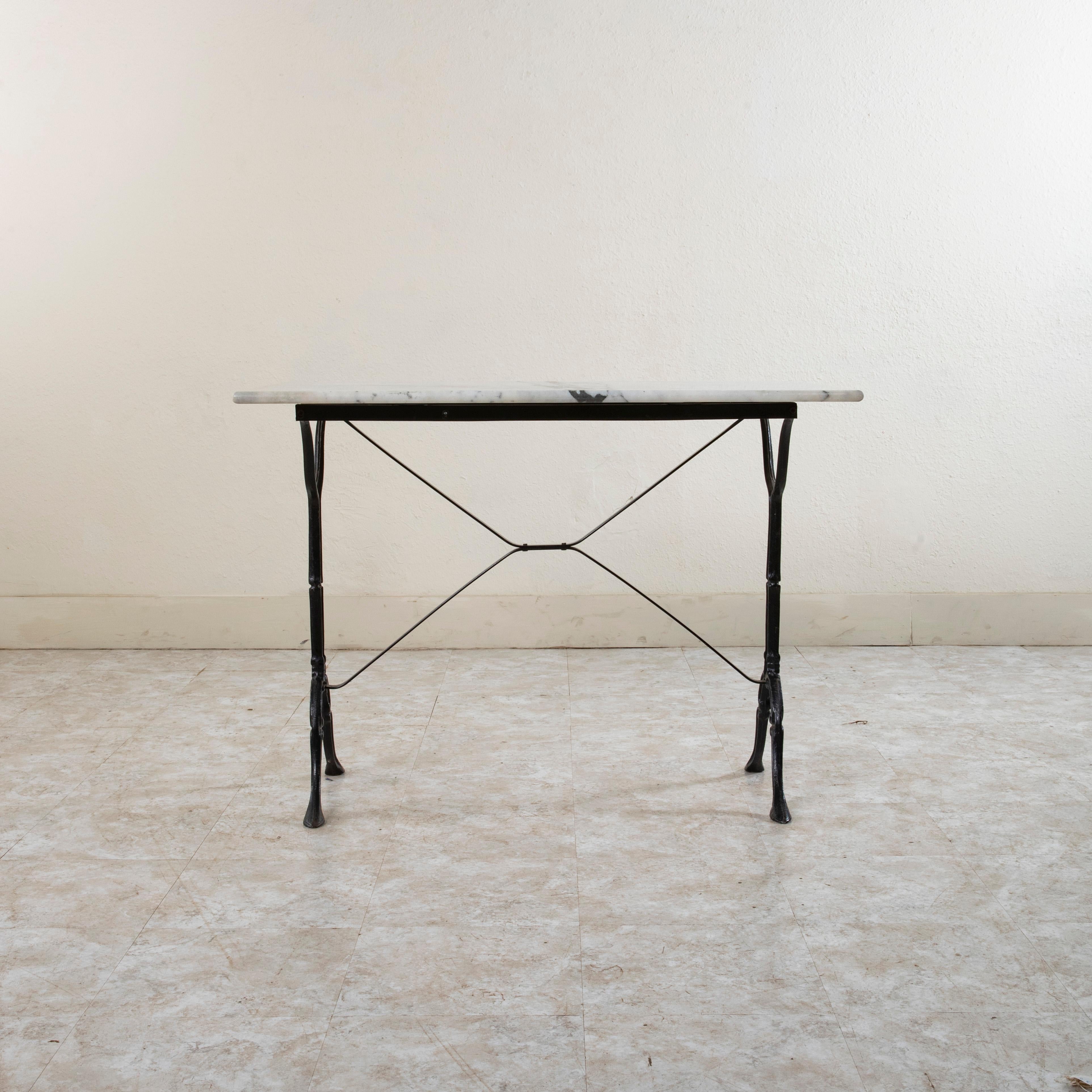 Mid-20th Century French Iron and Marble Bistro Table For Sale 2