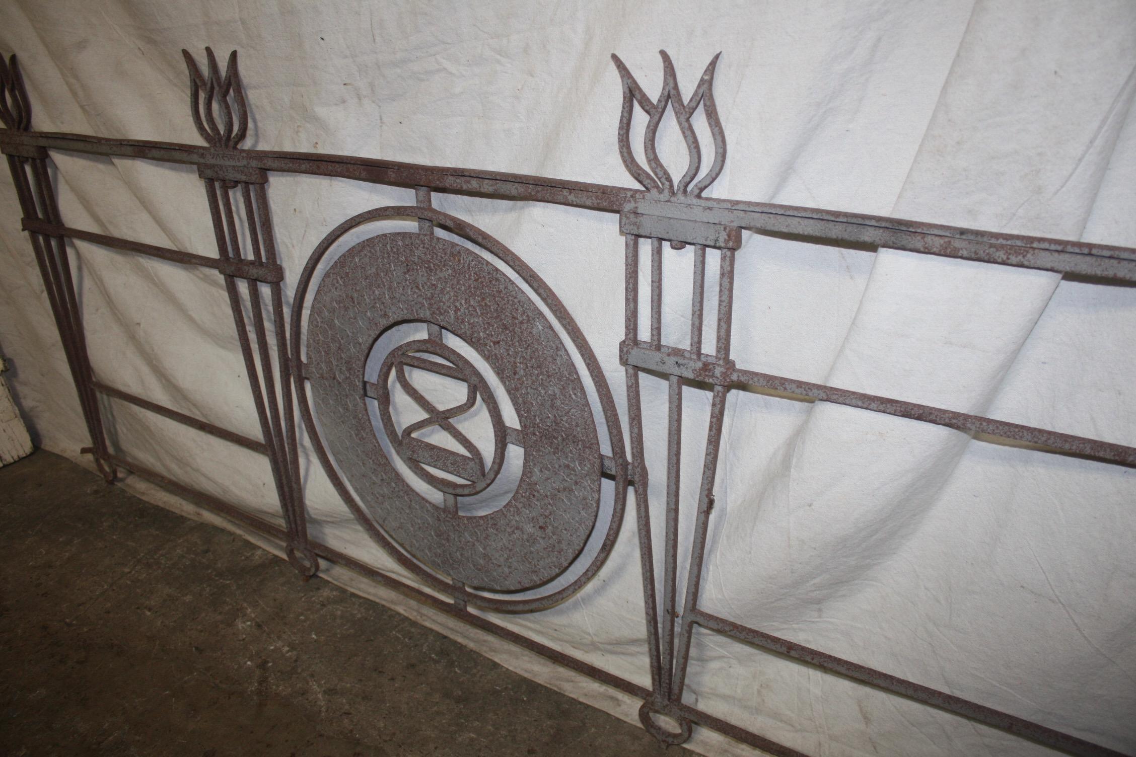 Mid-20th Century French Iron Element For Sale 2