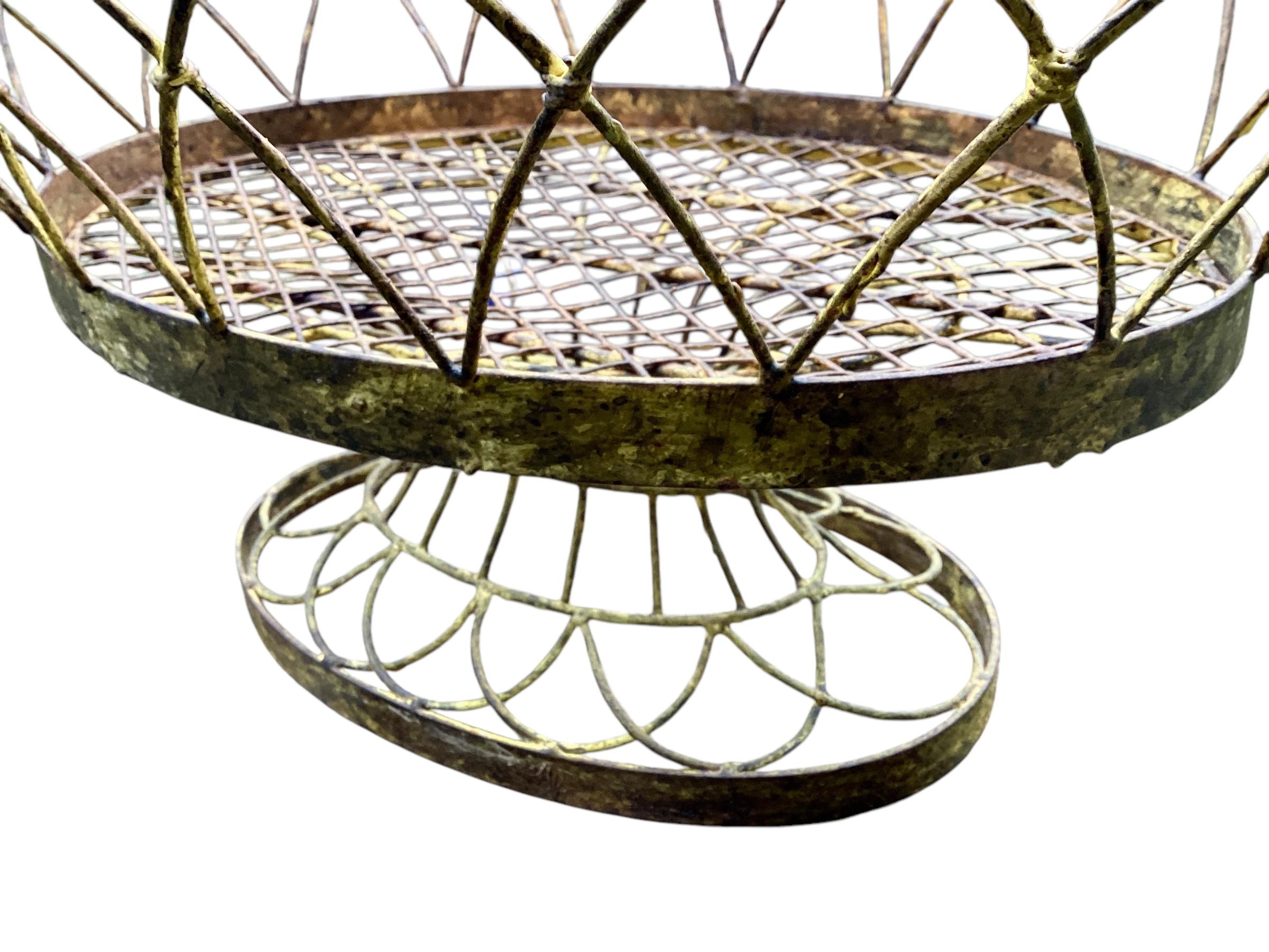 Mid 20th Century French Iron Wire Plant Flowerpot Holder Jardiniere In Good Condition In Chapel Hill, NC