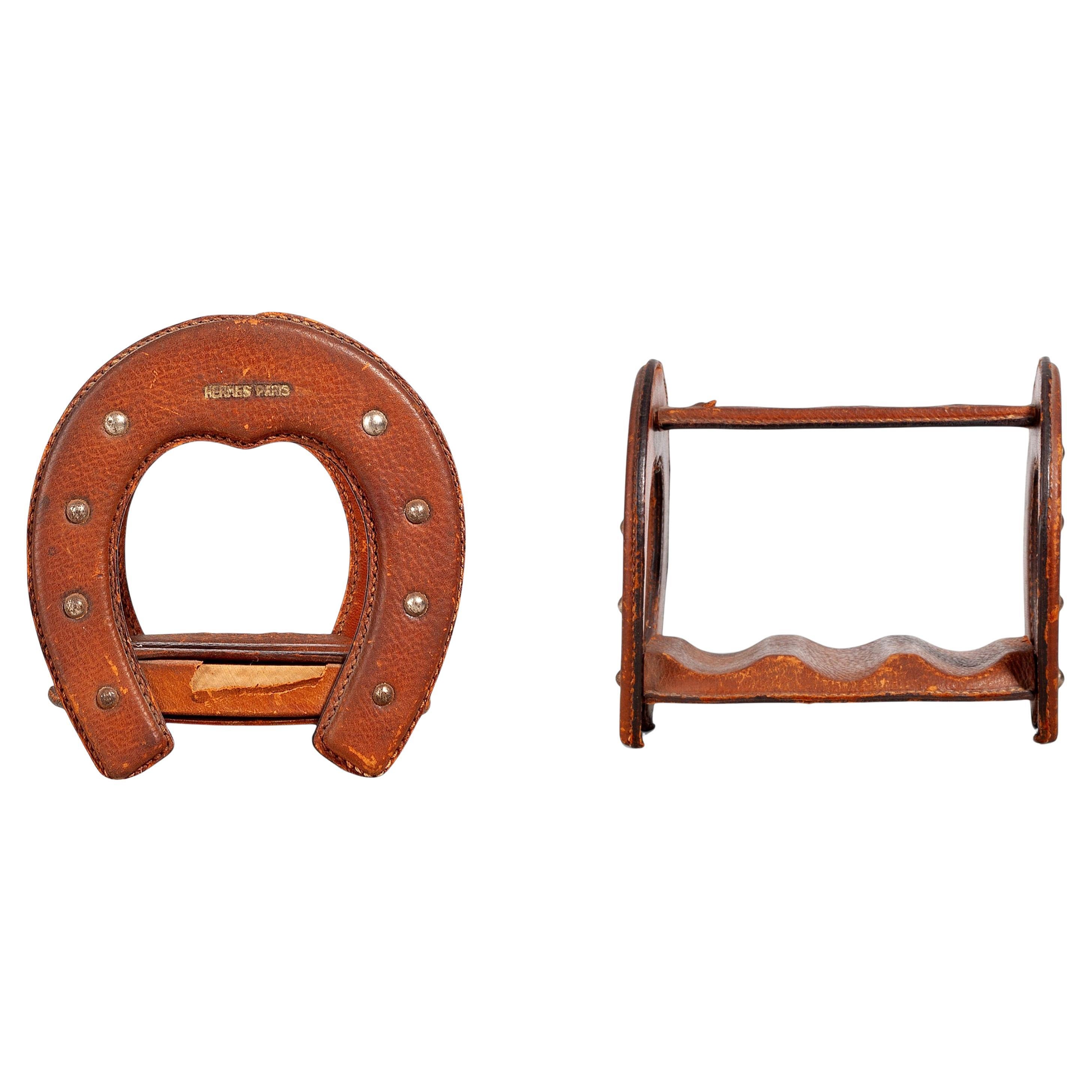 Mid-20th Century French Leather Horseshoe-Shaped Cigar Holder by Hèrmes Paris