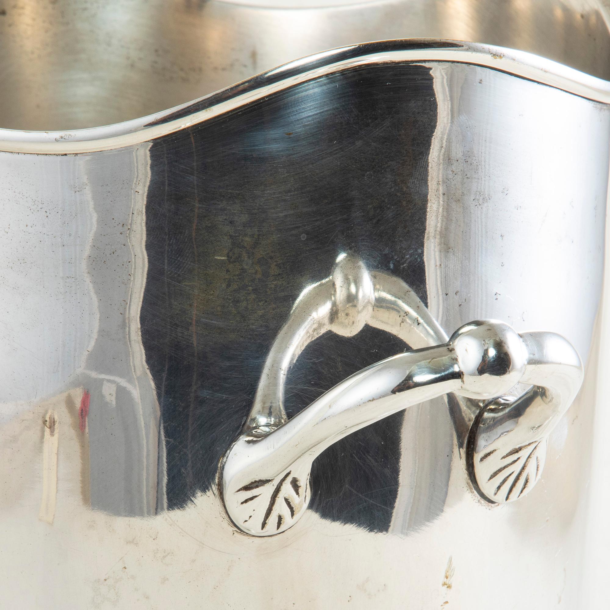 Mid-20th Century French Louis Roederer Silver Plate Champagne Bucket In Good Condition In Fayetteville, AR