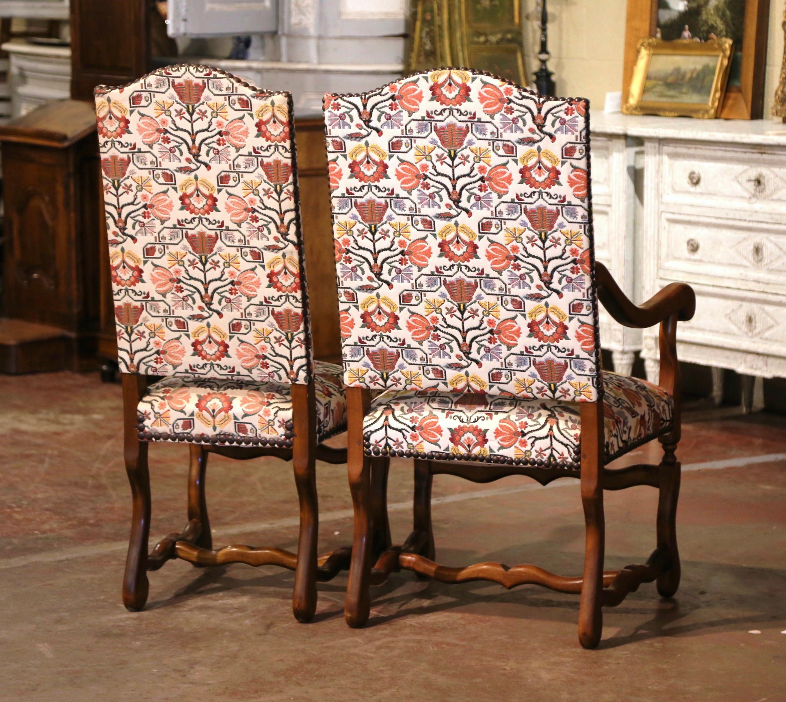 Mid-20th Century French Louis XIV Carved Walnut Dining Chairs, Set of Eight 5