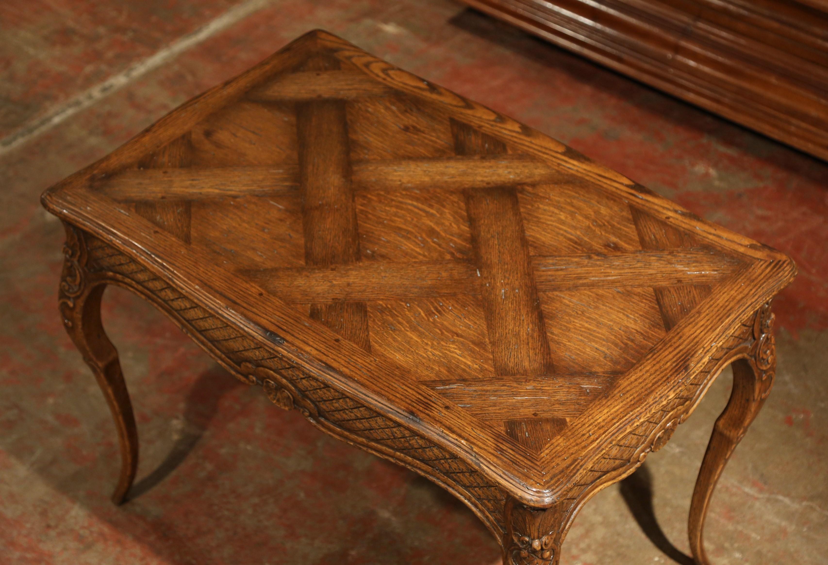 Hand-Carved Midcentury French Louis XV Carved Oak Side Table with Inlay Parquetry Decor For Sale