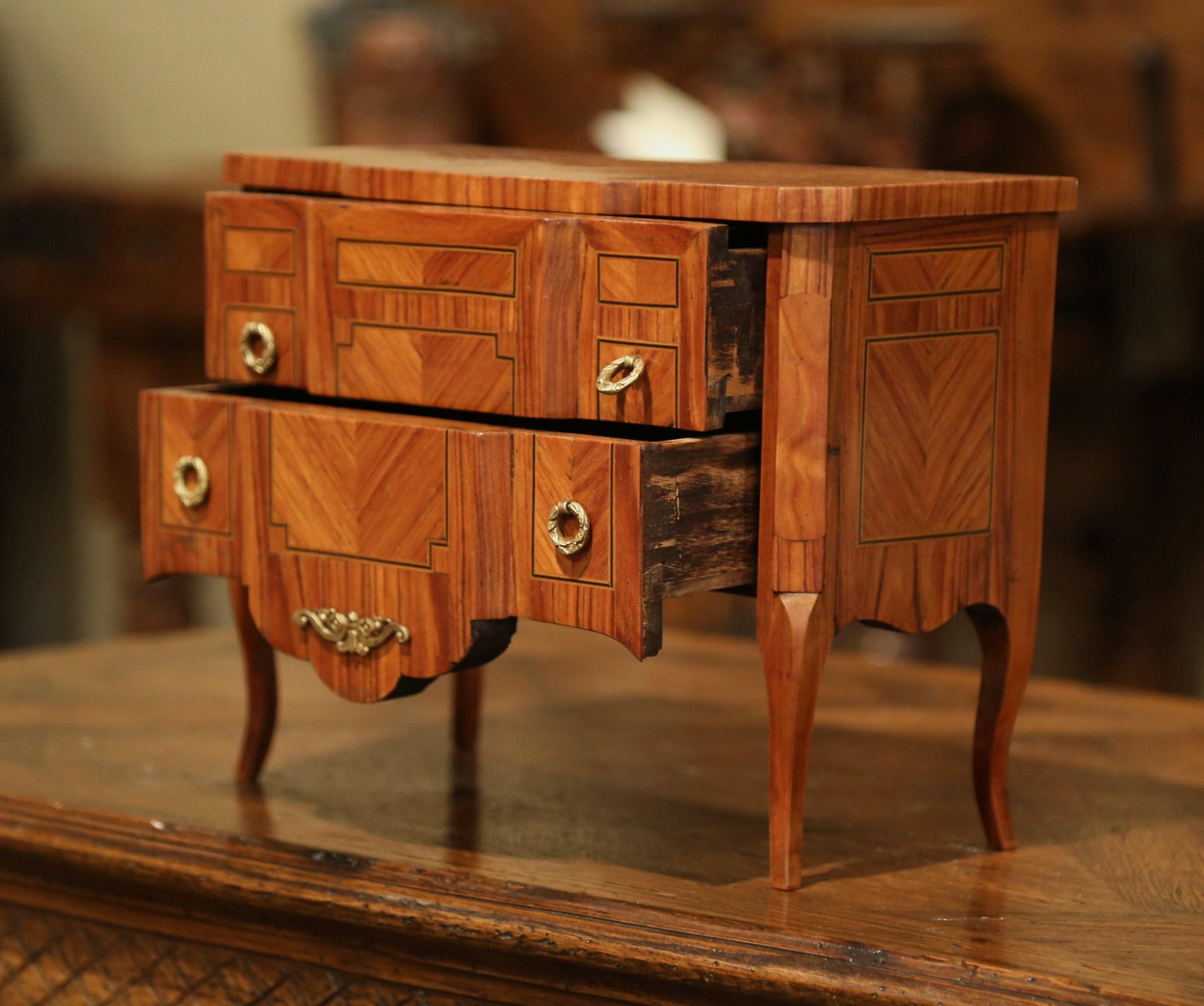 Mid-20th Century French Louis XV Walnut Veneer Marquetry Inlay Miniature Commode 2