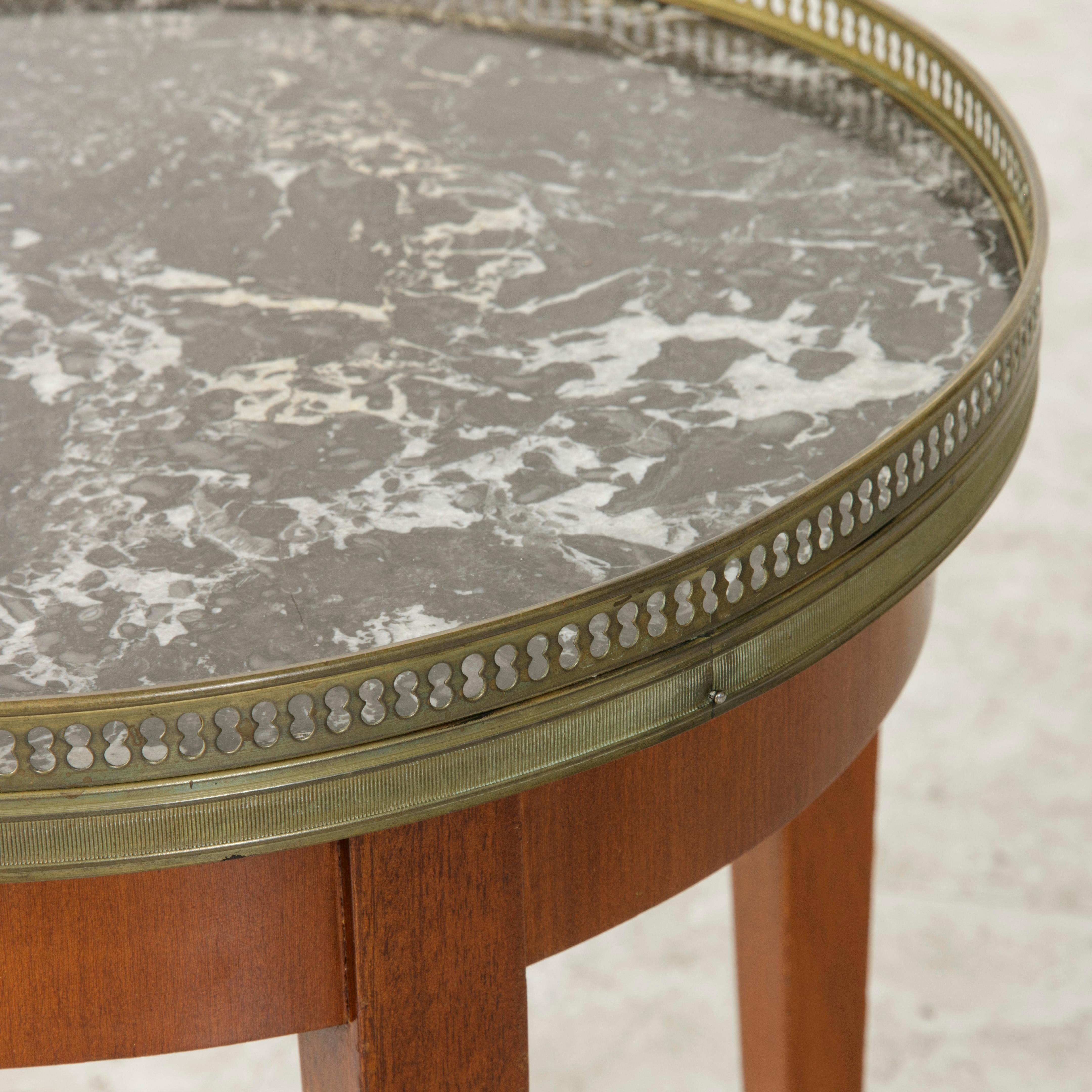 Mid-20th Century French Louis XVI Cherrywood Side Table with Marble Top, Brass 3