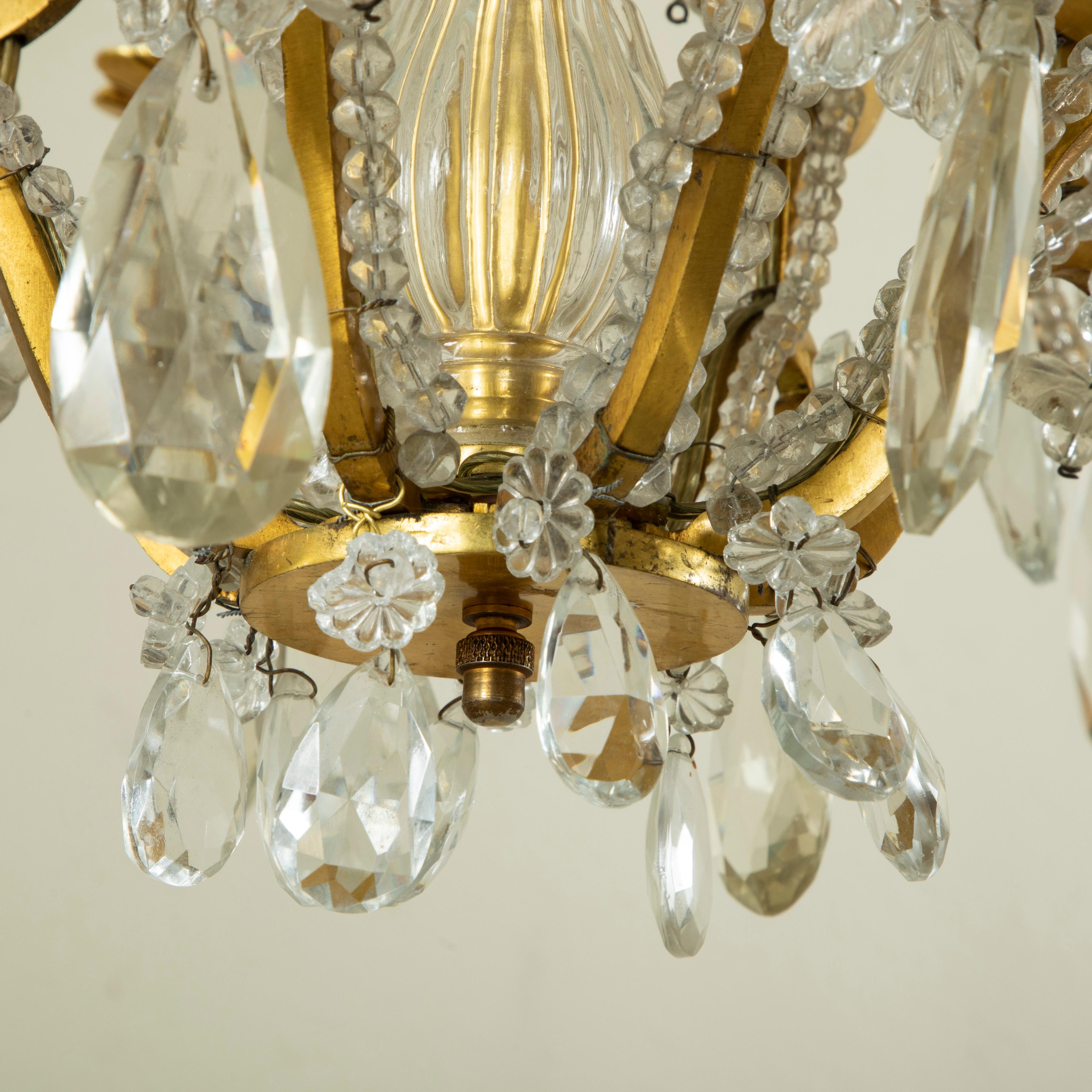Mid-20th Century French Maison Bagues Bronze and Crystal Chandelier with Angels For Sale 2