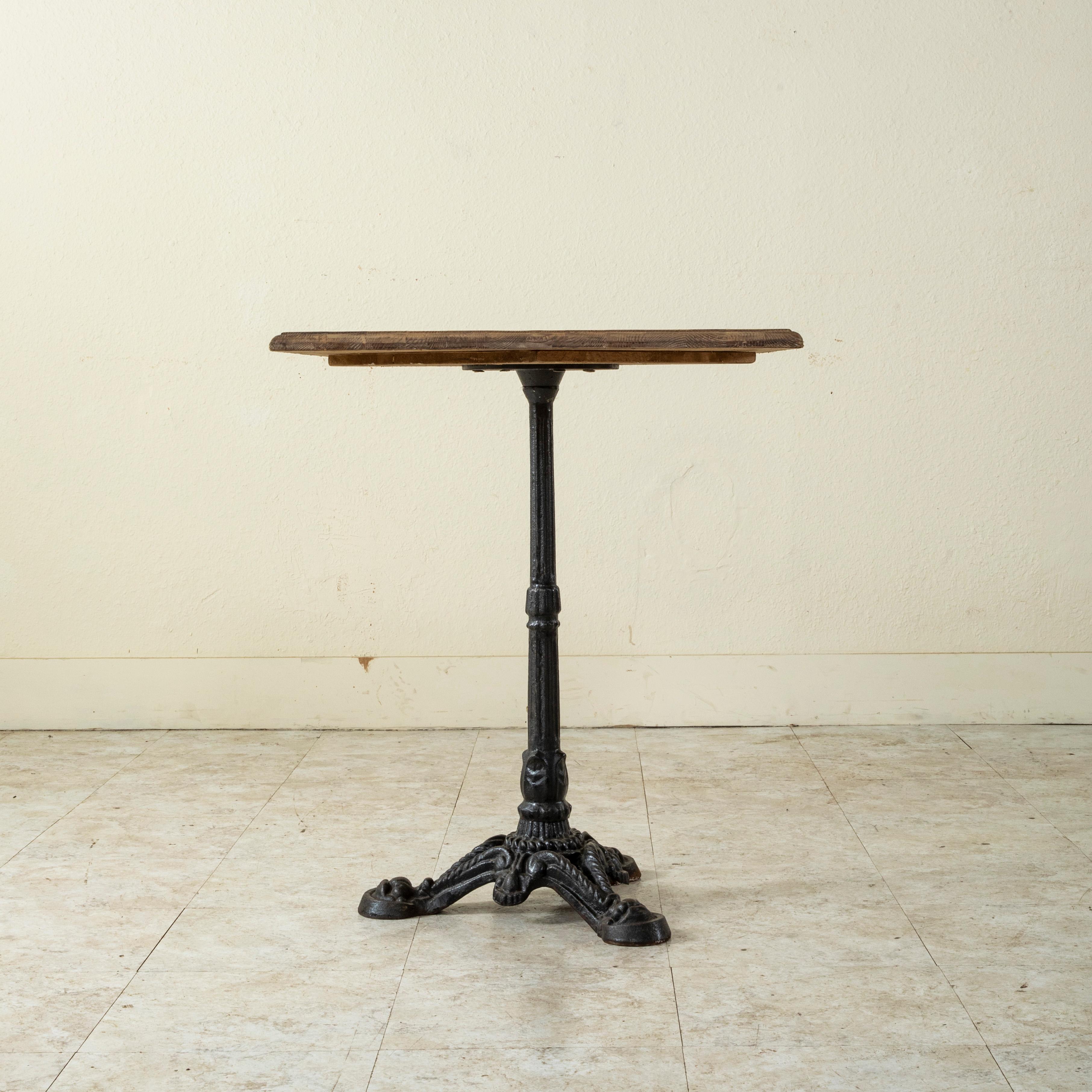Mid-20th Century French Pine and Cast Iron Bistro Table For Sale 2