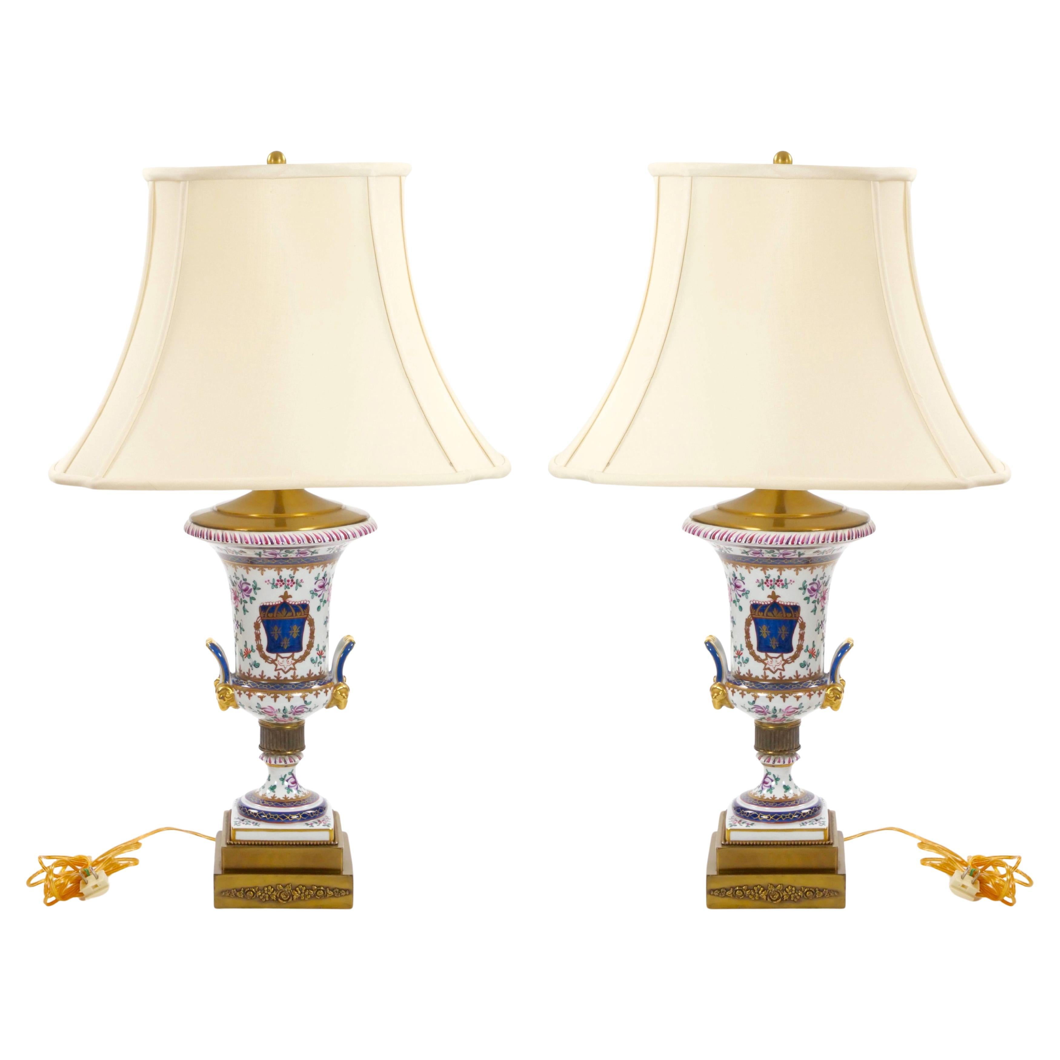 Mid-20th Century French Porcelain Urn-Shaped Table Lamps / Gilt Gold Accents For Sale