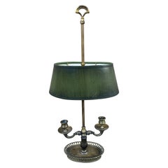 Lampe bouillotte provinciale française du milieu du 20e siècle avec abat-jour vert