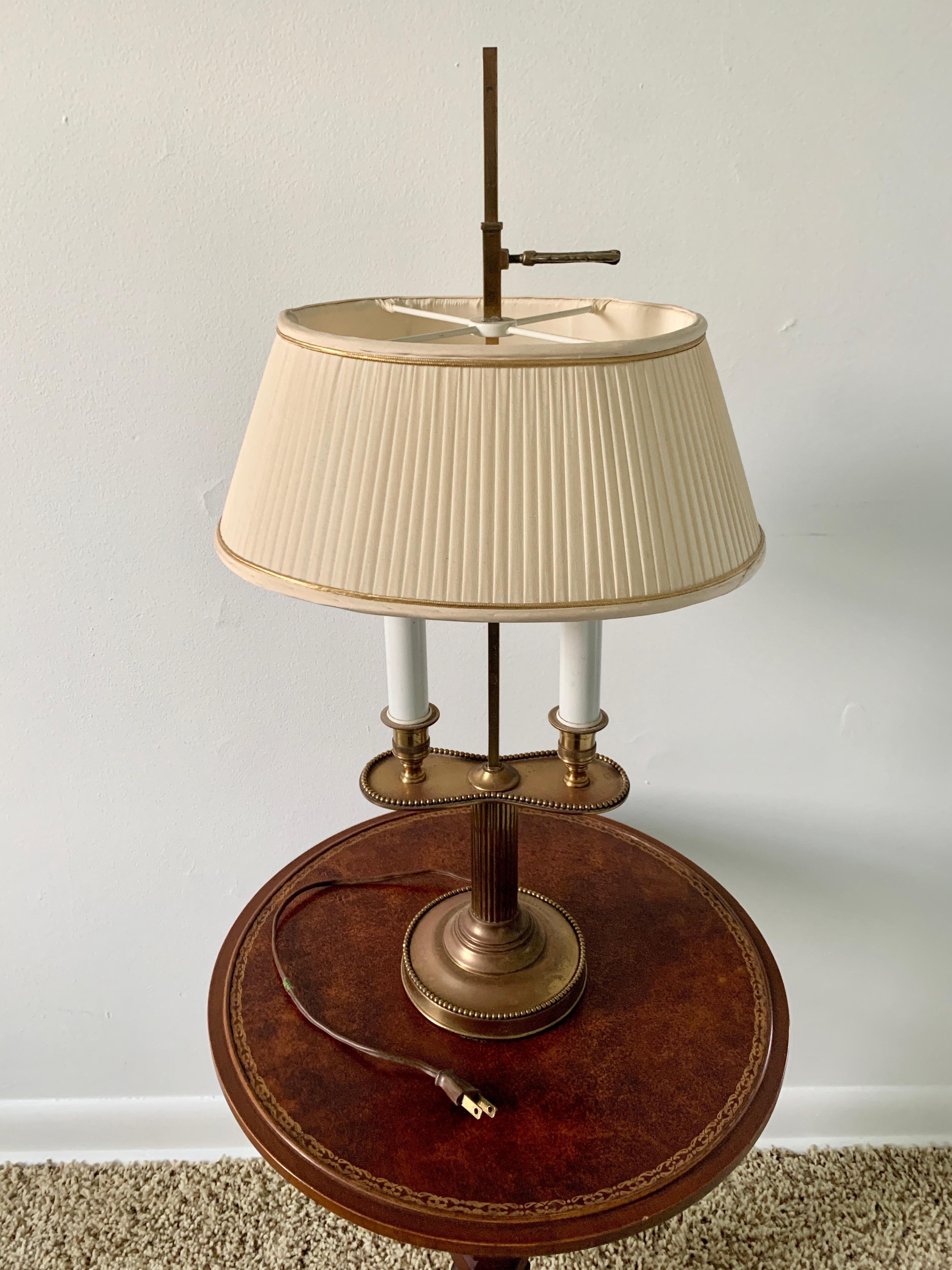 Mid-20th Century French Provincial Solid Brass Bouillotte Lamp by Warren Kessler For Sale 6