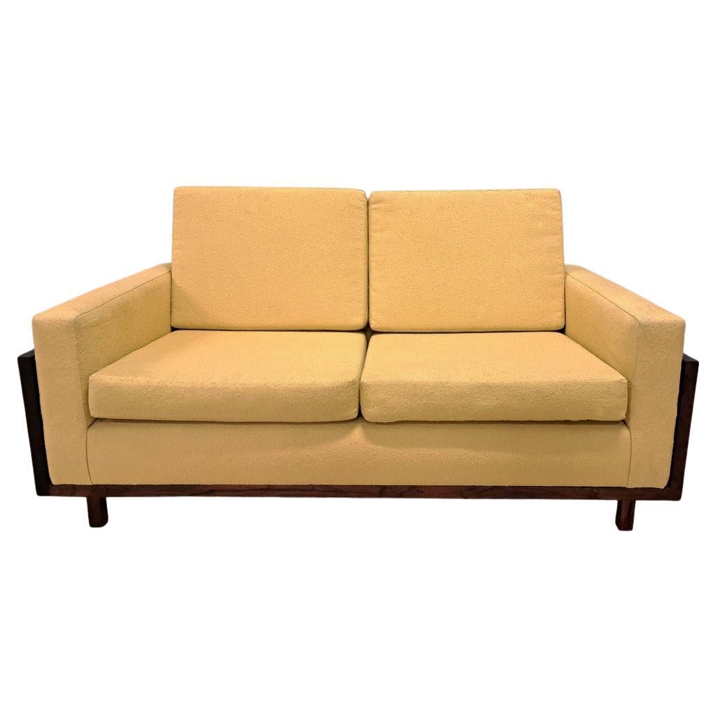 Mid-20th Century French Rosewood Sofa in Bouclé Fabric, timeless Design In Good Condition For Sale In St. Leonards-On-Sea, GB