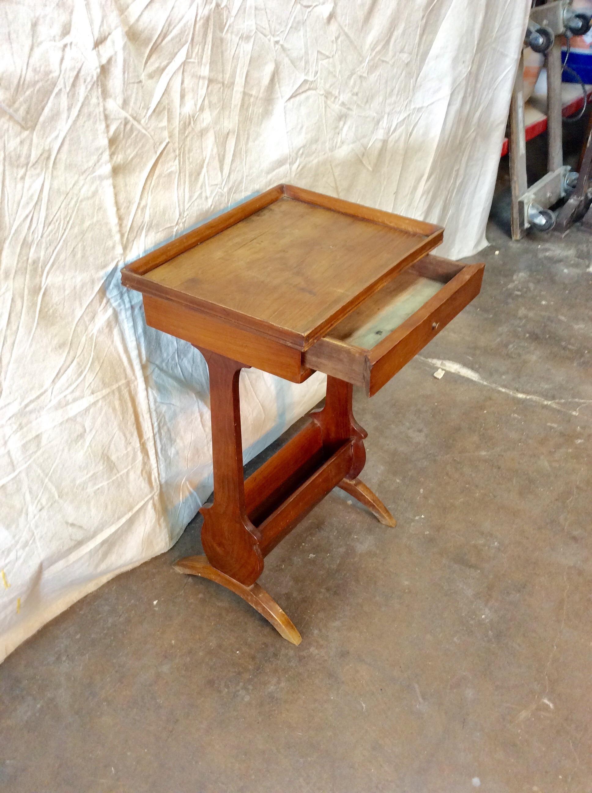 Mid-20th Century French Side Table For Sale 3