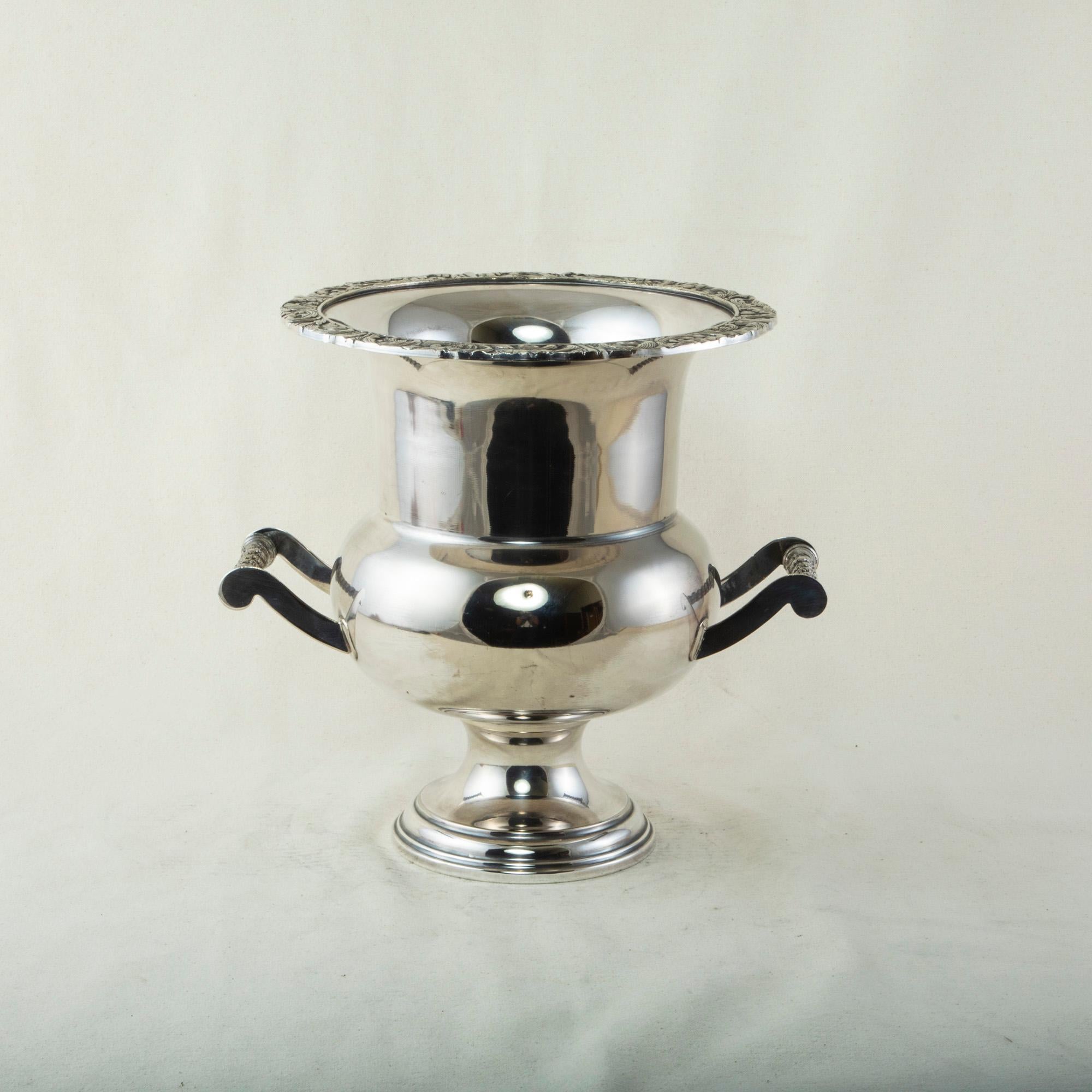 Mid-20th Century French Silver Plate Champagne Bucket with Scrolling Leaves In Good Condition In Fayetteville, AR