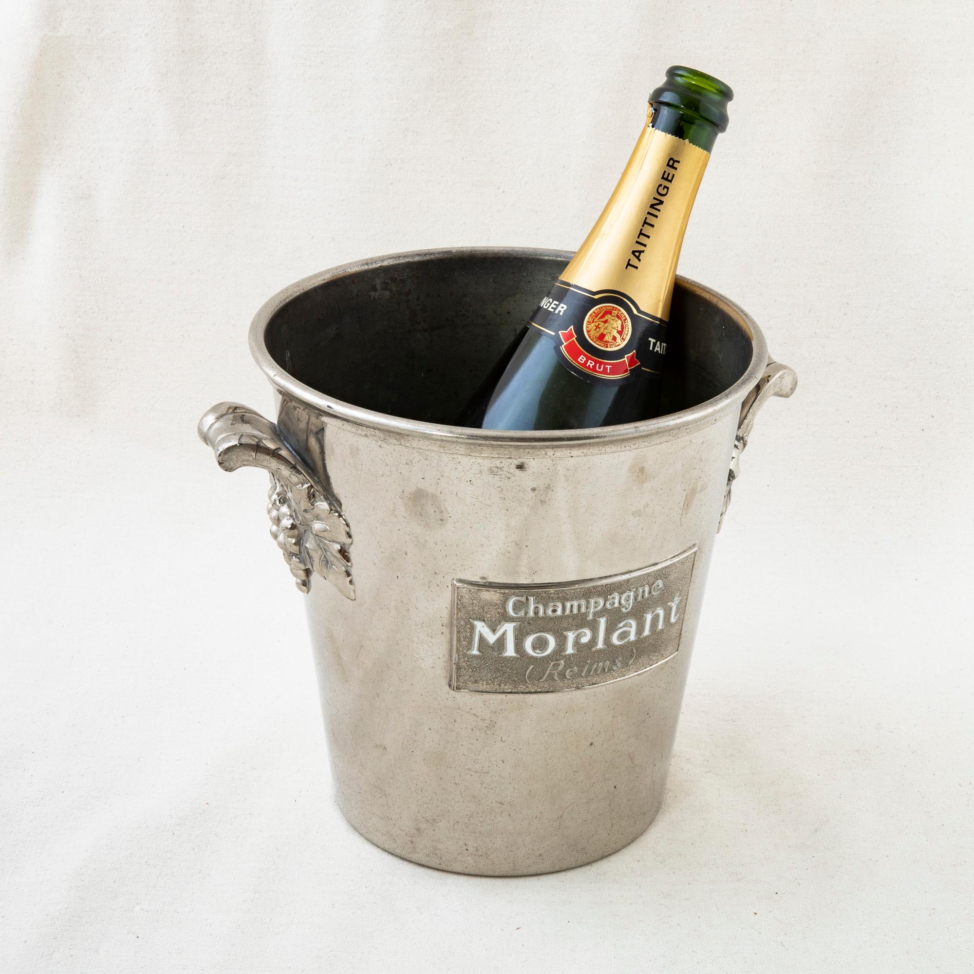 Seau à champagne Morlant en métal argenté français du milieu du 20e siècle  3