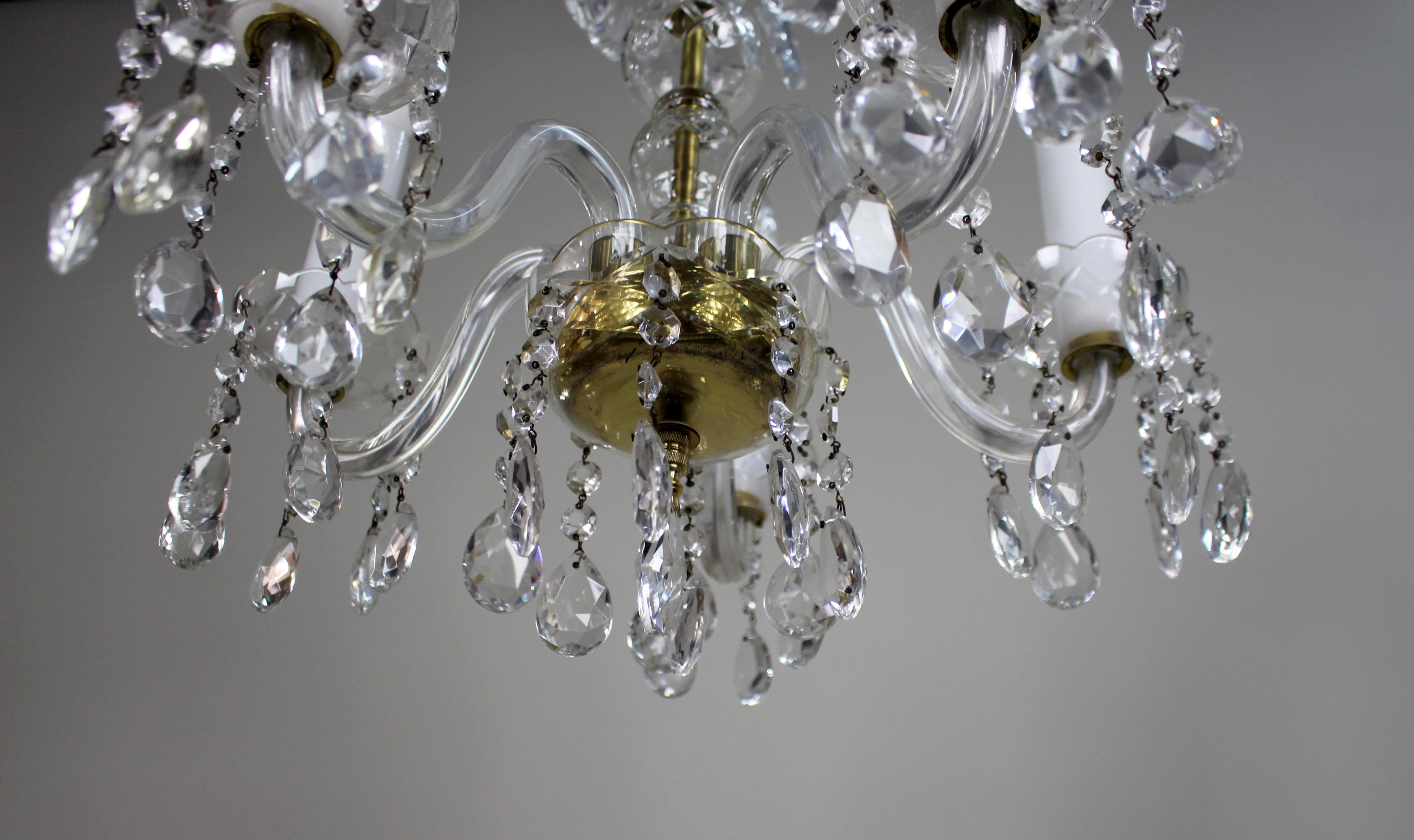 Mid-20th Century French Style 5-Arm Cut Glass and Crystal Chandelier en vente 5