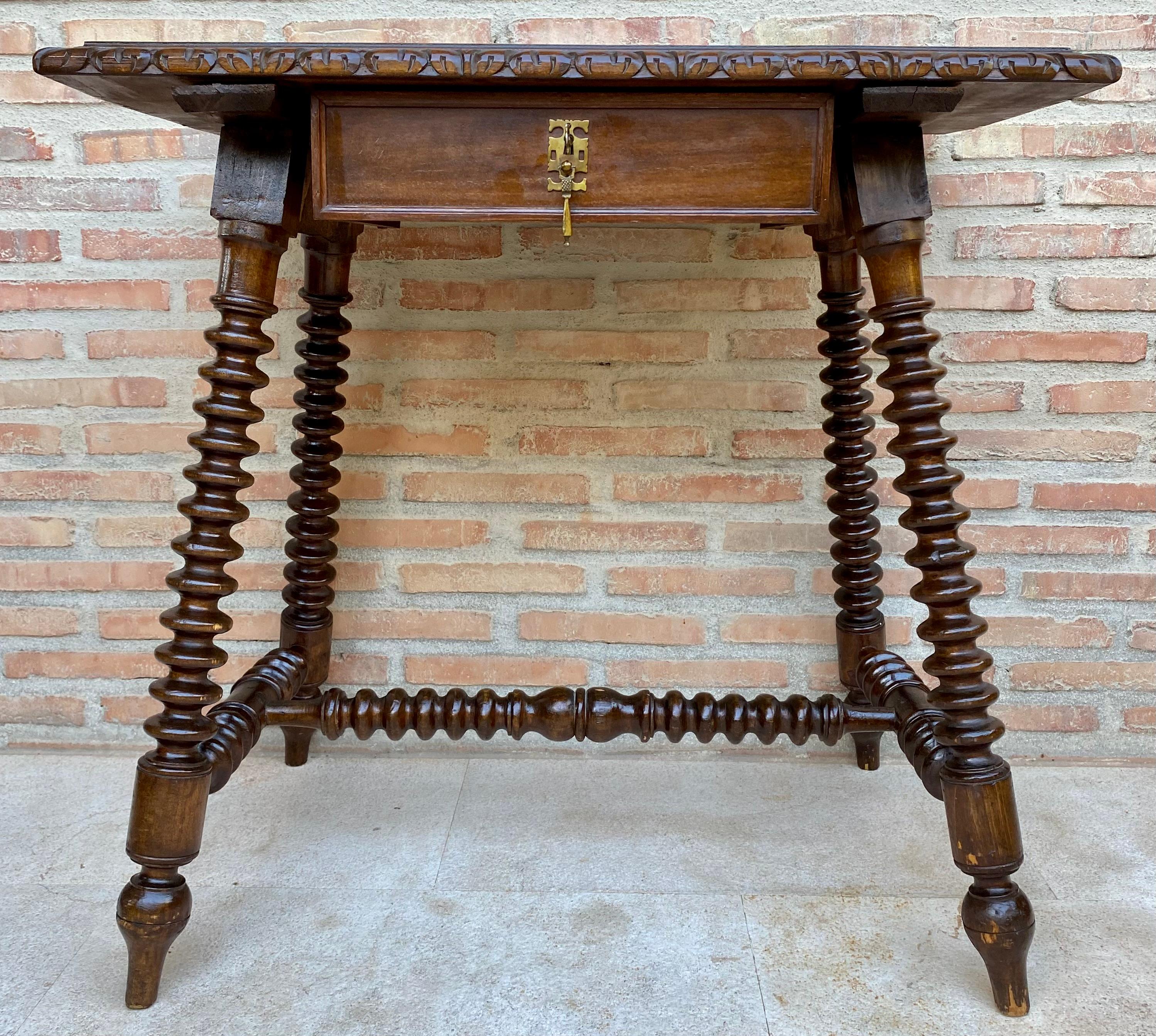 Mid 20th Century French Walnut Carved Side Table with Turned Legs and Stretcher For Sale 2