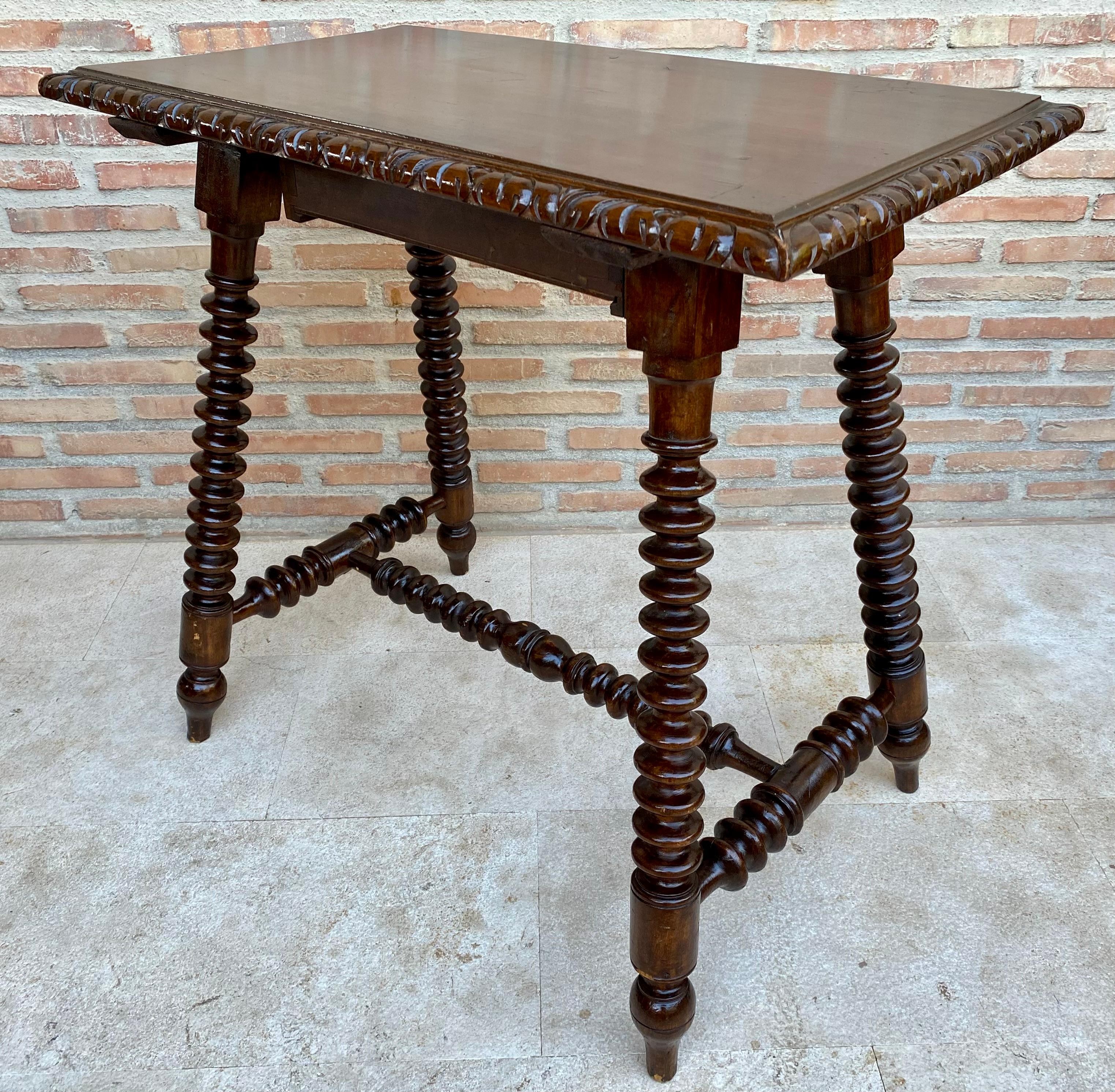 Mid 20th Century French Walnut Carved Side Table with Turned Legs and Stretcher For Sale 3