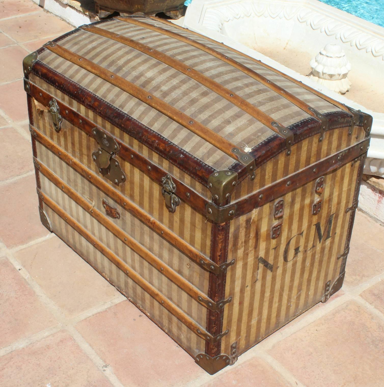 Mid-20th Century French Wooden Stripe Upholstered Travel Trunk 2