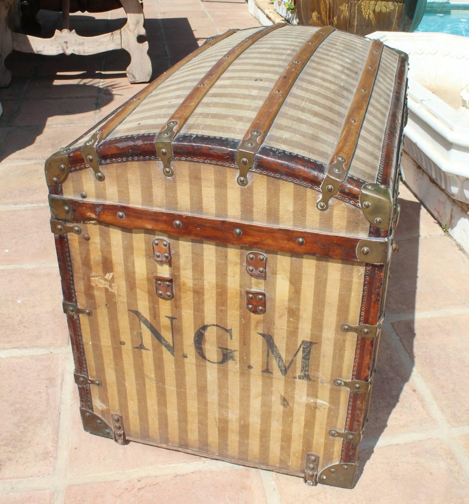Mid-20th Century French Wooden Stripe Upholstered Travel Trunk 4