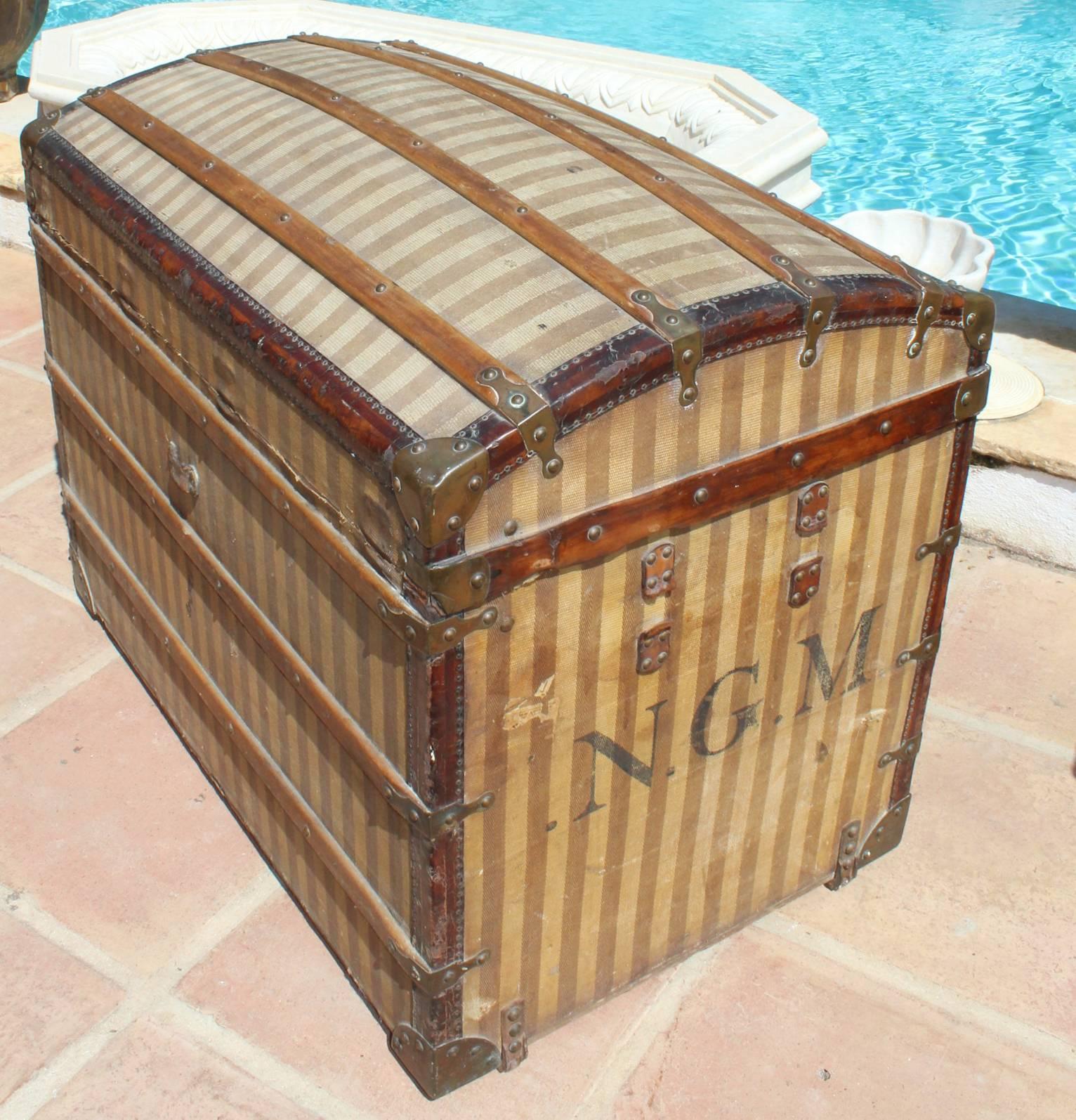 Mid-20th Century French Wooden Stripe Upholstered Travel Trunk 5