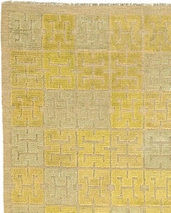 Tapis suédois à poils longs, de style géométrique, jaune-vert, datant du milieu du XXe siècle