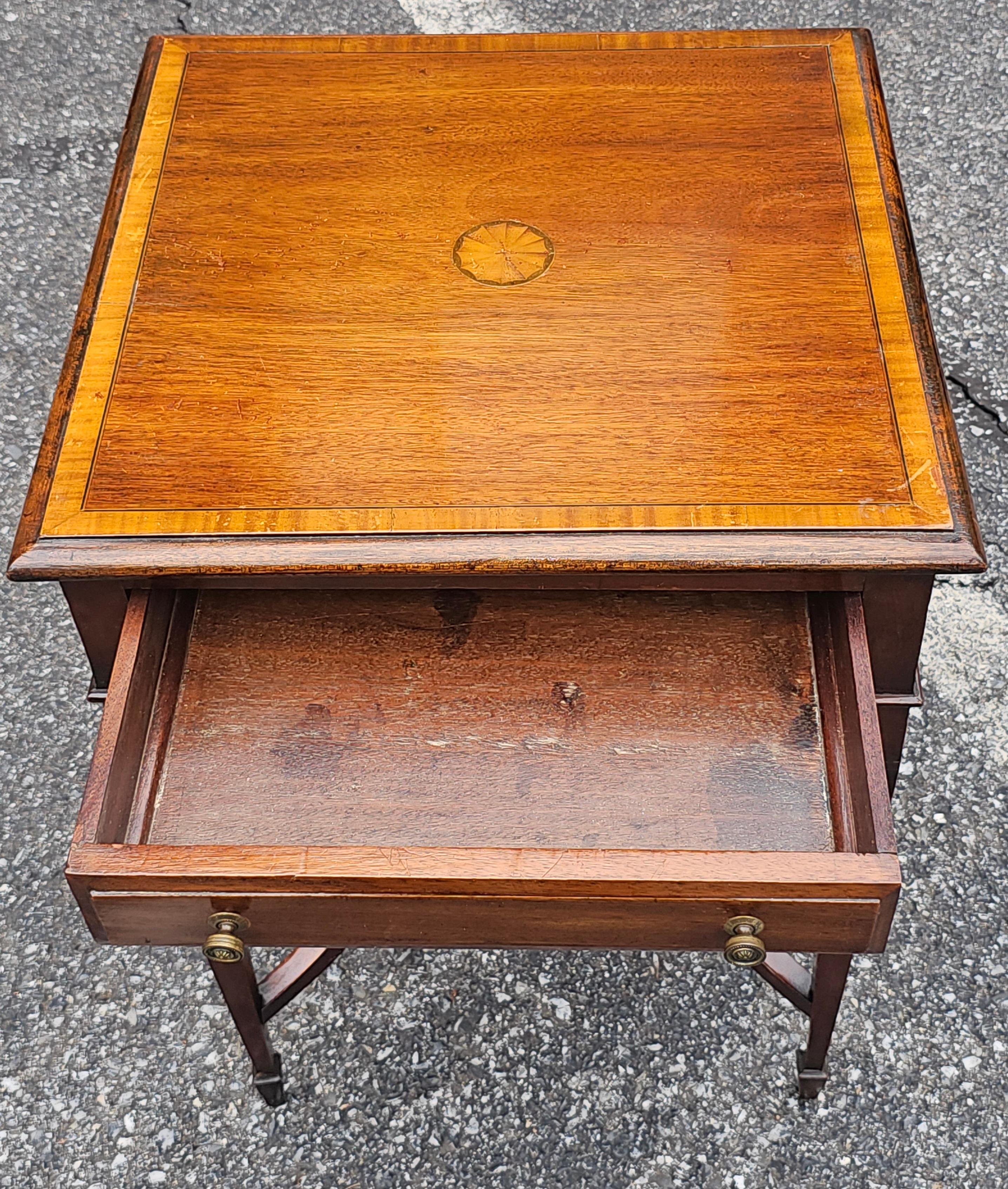 Mid 20th Century George III Style Mahogany Inlaid Side Table In Good Condition For Sale In Germantown, MD