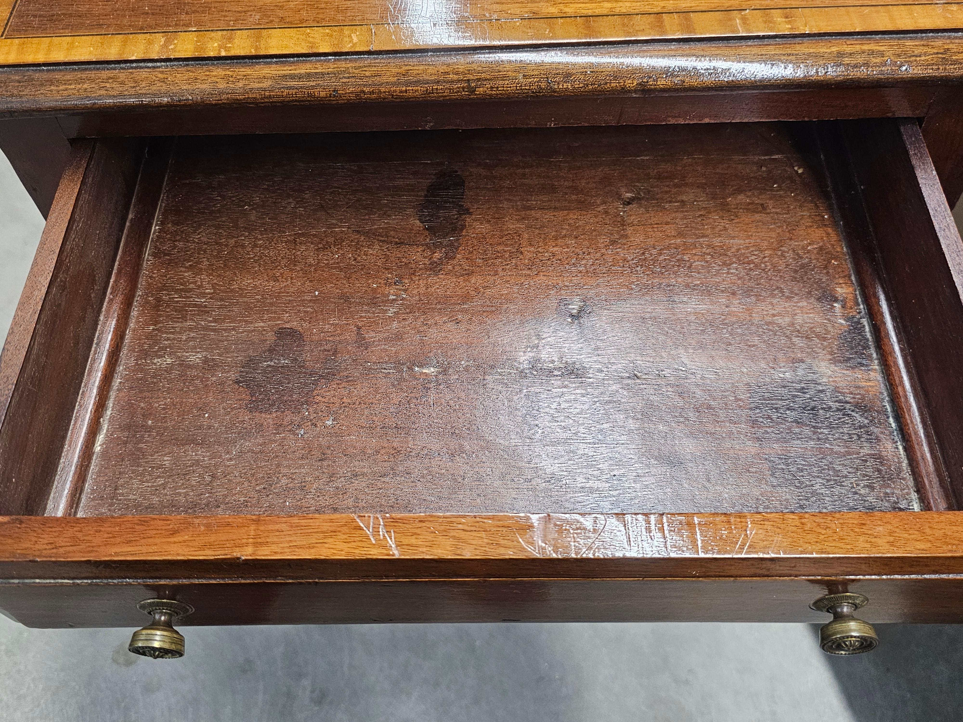 Mid 20th Century George III Style Mahogany Inlaid Side Table For Sale 2