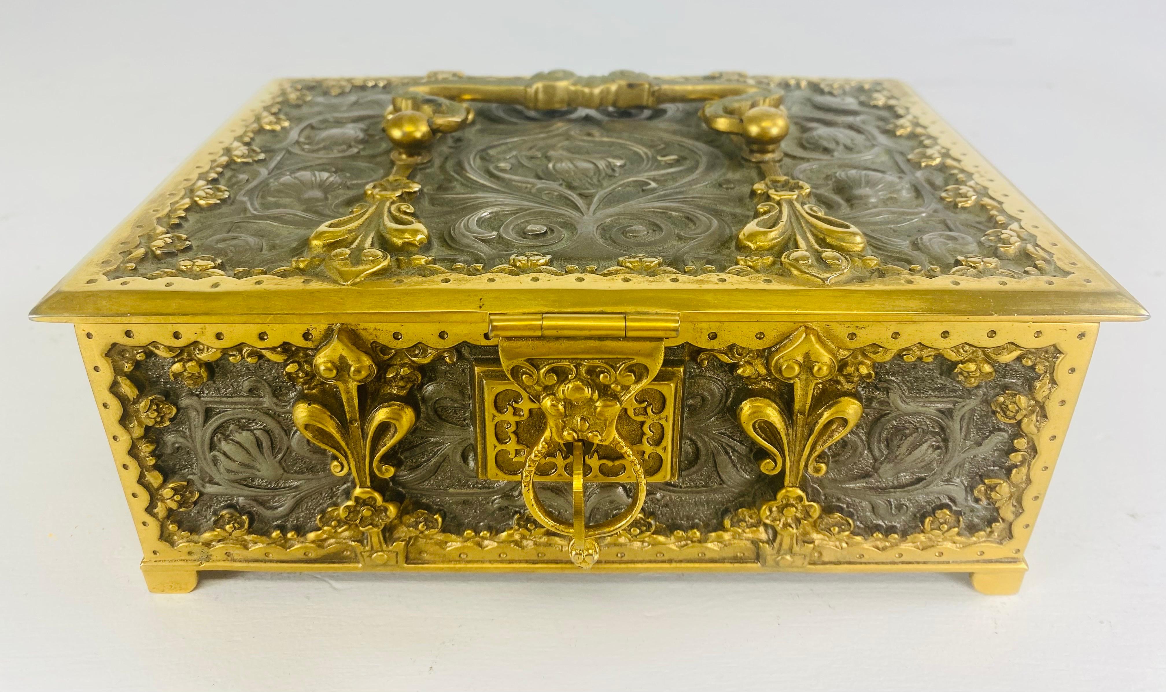 Mid 20th century German art Nevo style polished steel and brass trinket box In Good Condition For Sale In Allentown, PA