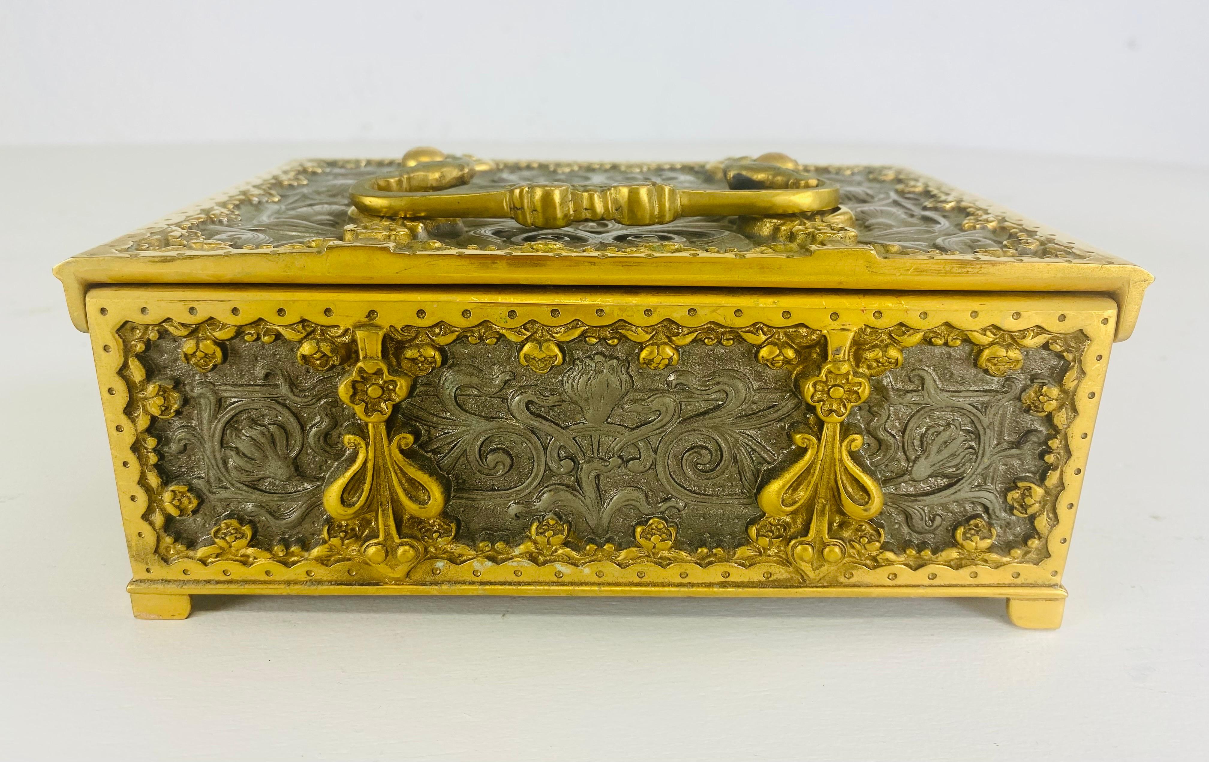 Mid 20th century German art Nevo style polished steel and brass trinket box For Sale 1