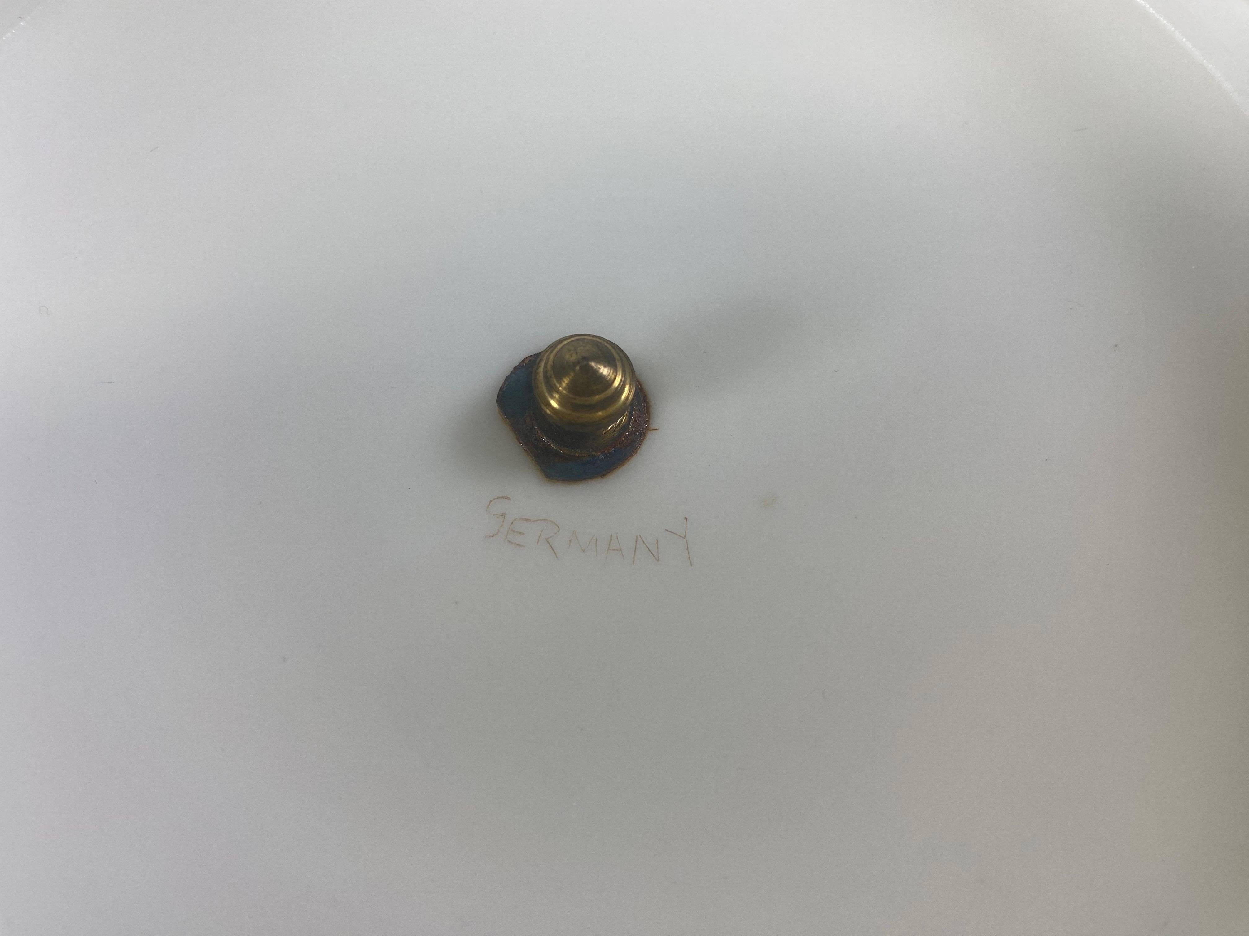 Mid 20th century German porcelain and bronze trinket box. For Sale 2