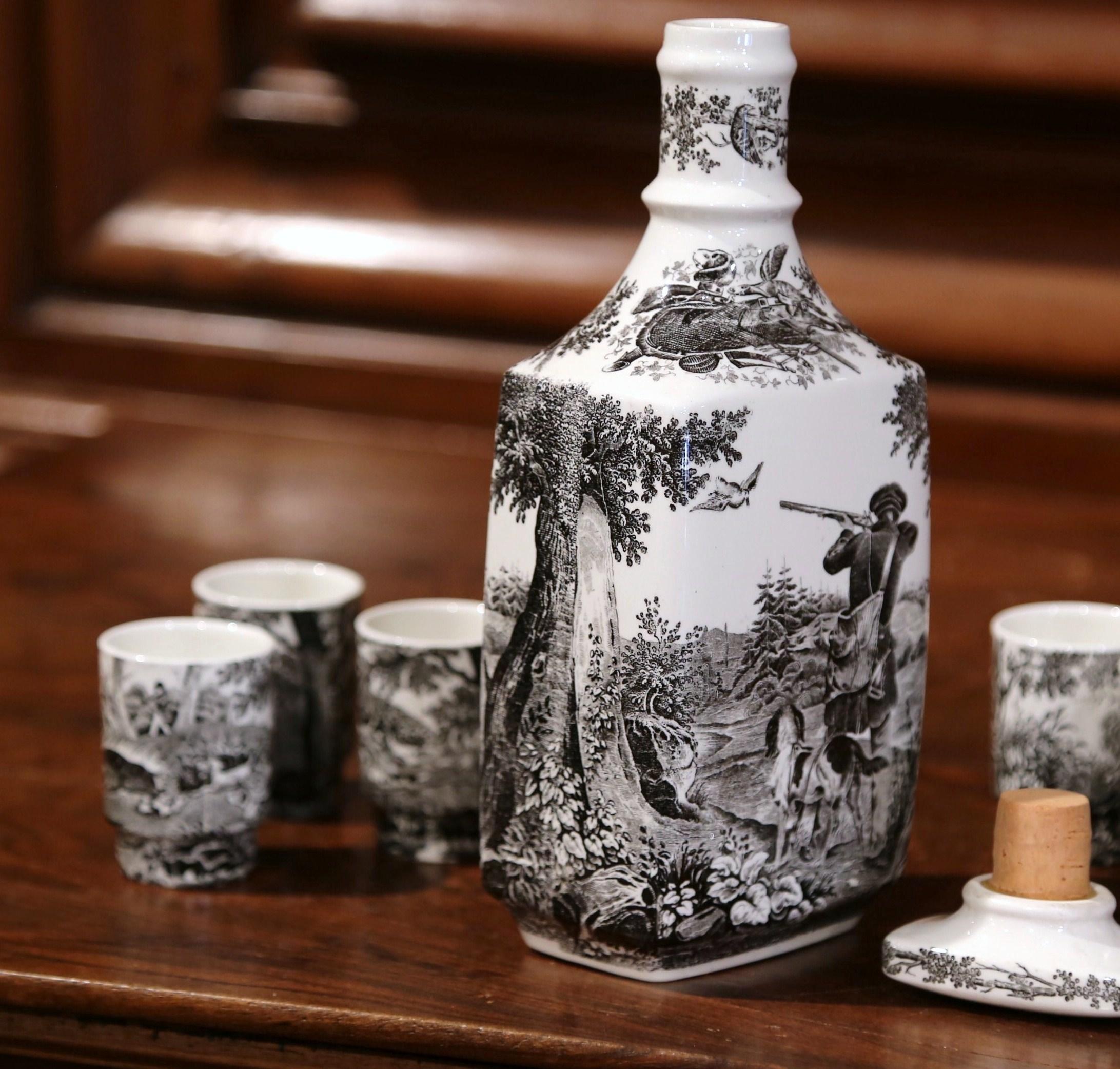 Mid-20th Century German Porcelain Painted Liquor Set from Villeroy & Boch 1
