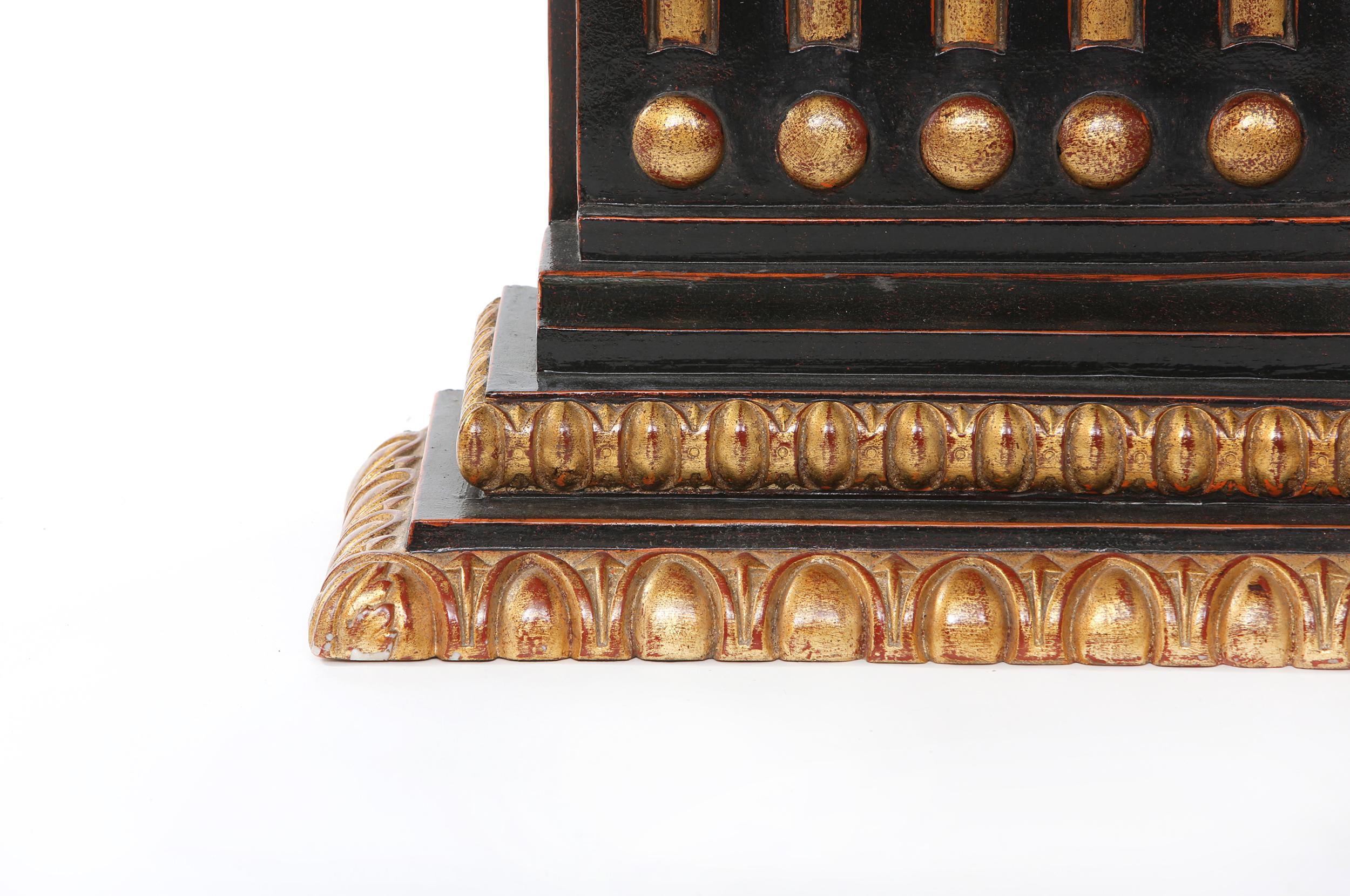 Vergoldeter Bronzesockel / Beistelltische aus der Mitte des 20. Jahrhunderts im Angebot 5