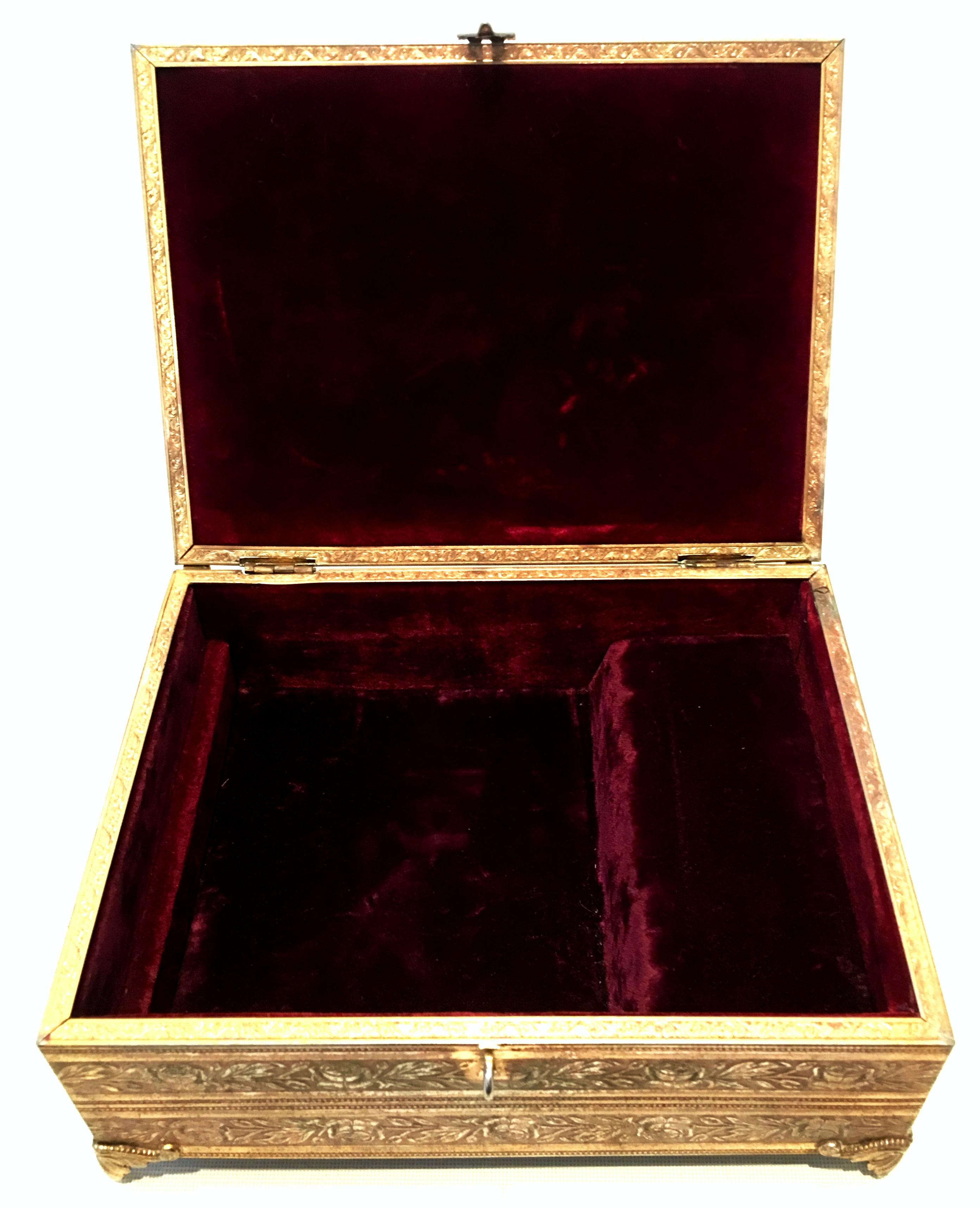 Mid-20th Century Gilt Filigree Ormolu Butterfly Musical Casket Jewelry Box 7
