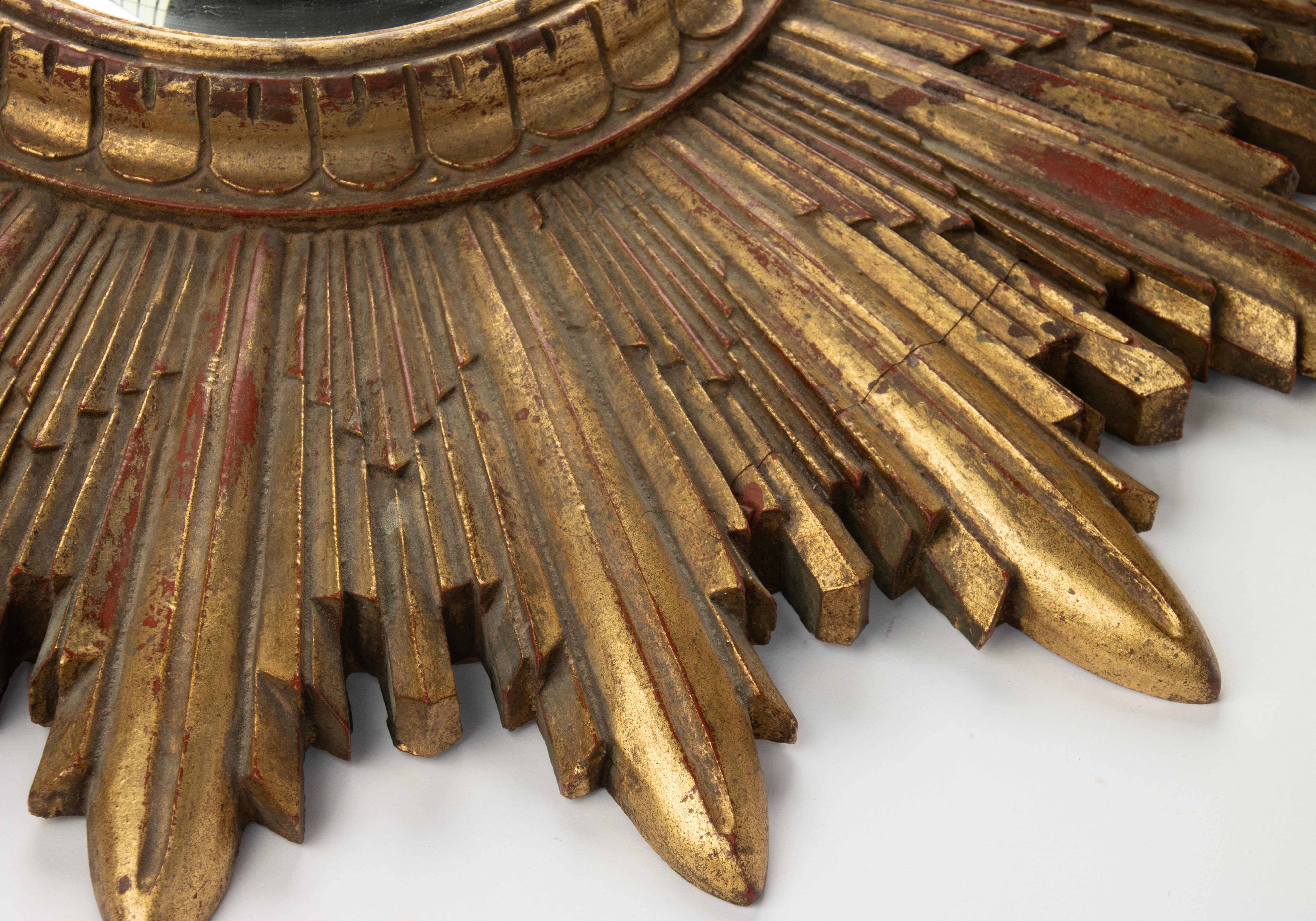 Mid 20th Century Gilt Resin Convex Sunburst mirror For Sale 3
