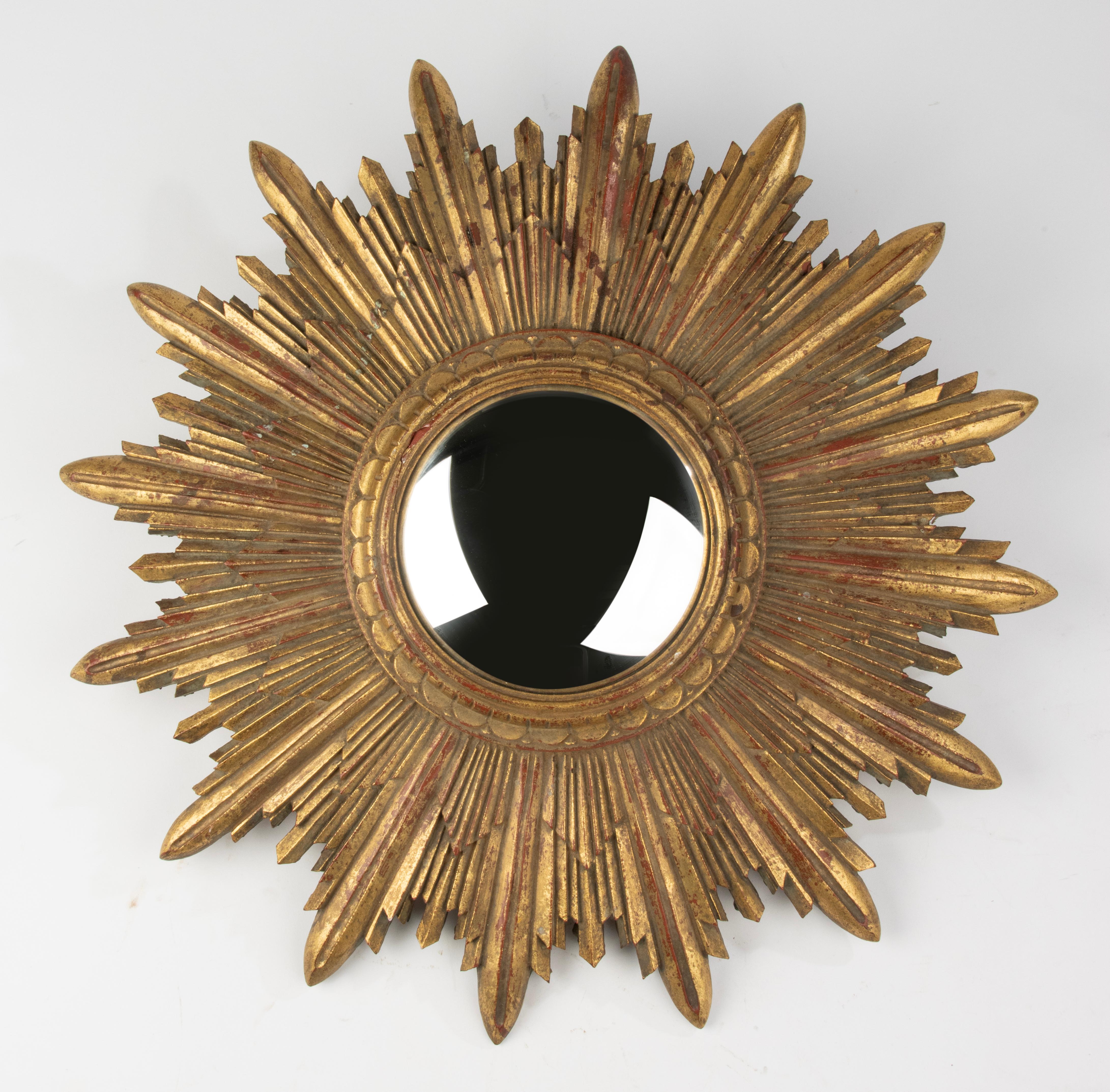 Mid 20th Century Gilt Resin Convex Sunburst mirror For Sale 5