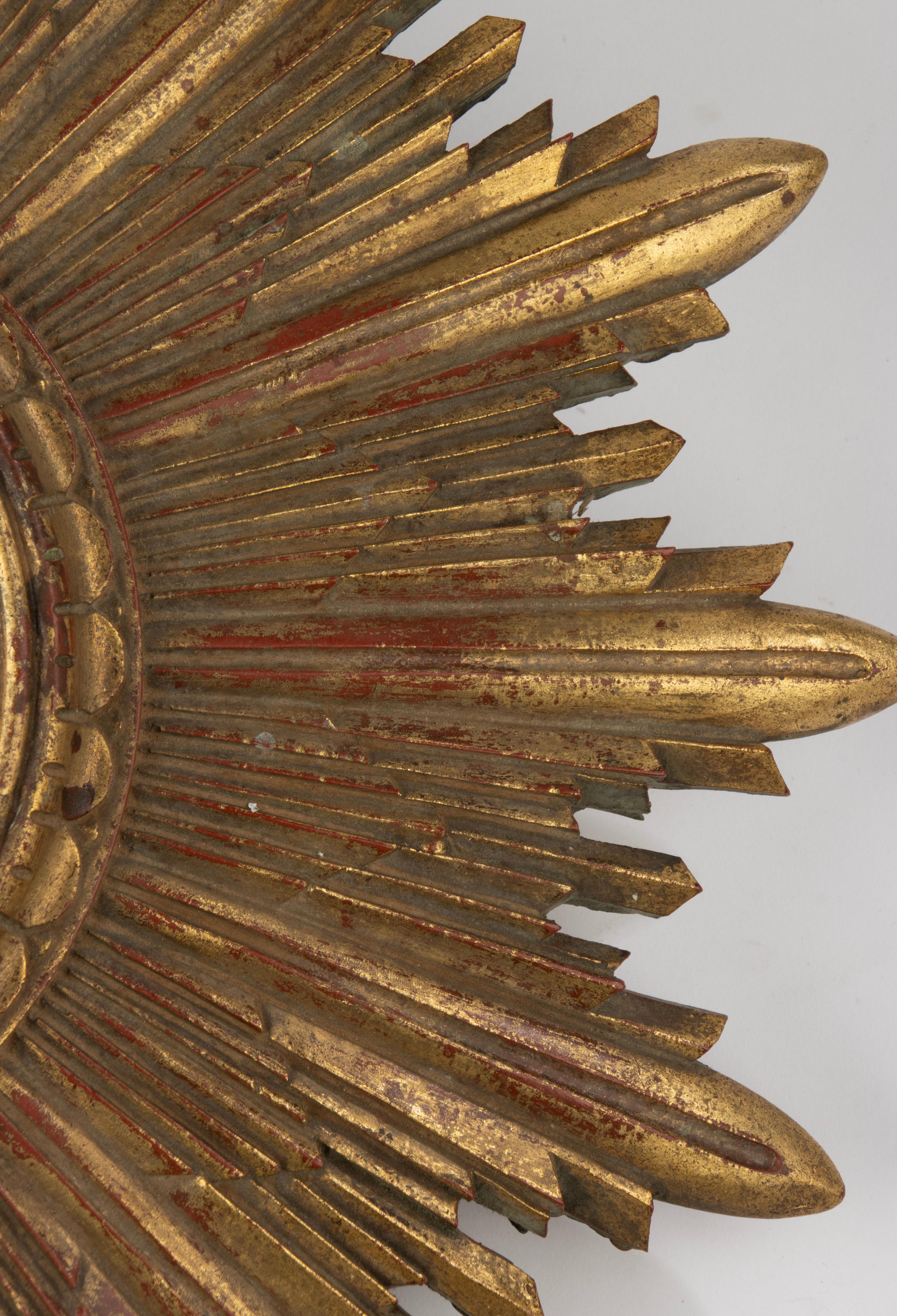 Mid 20th Century Gilt Resin Convex Sunburst mirror For Sale 10